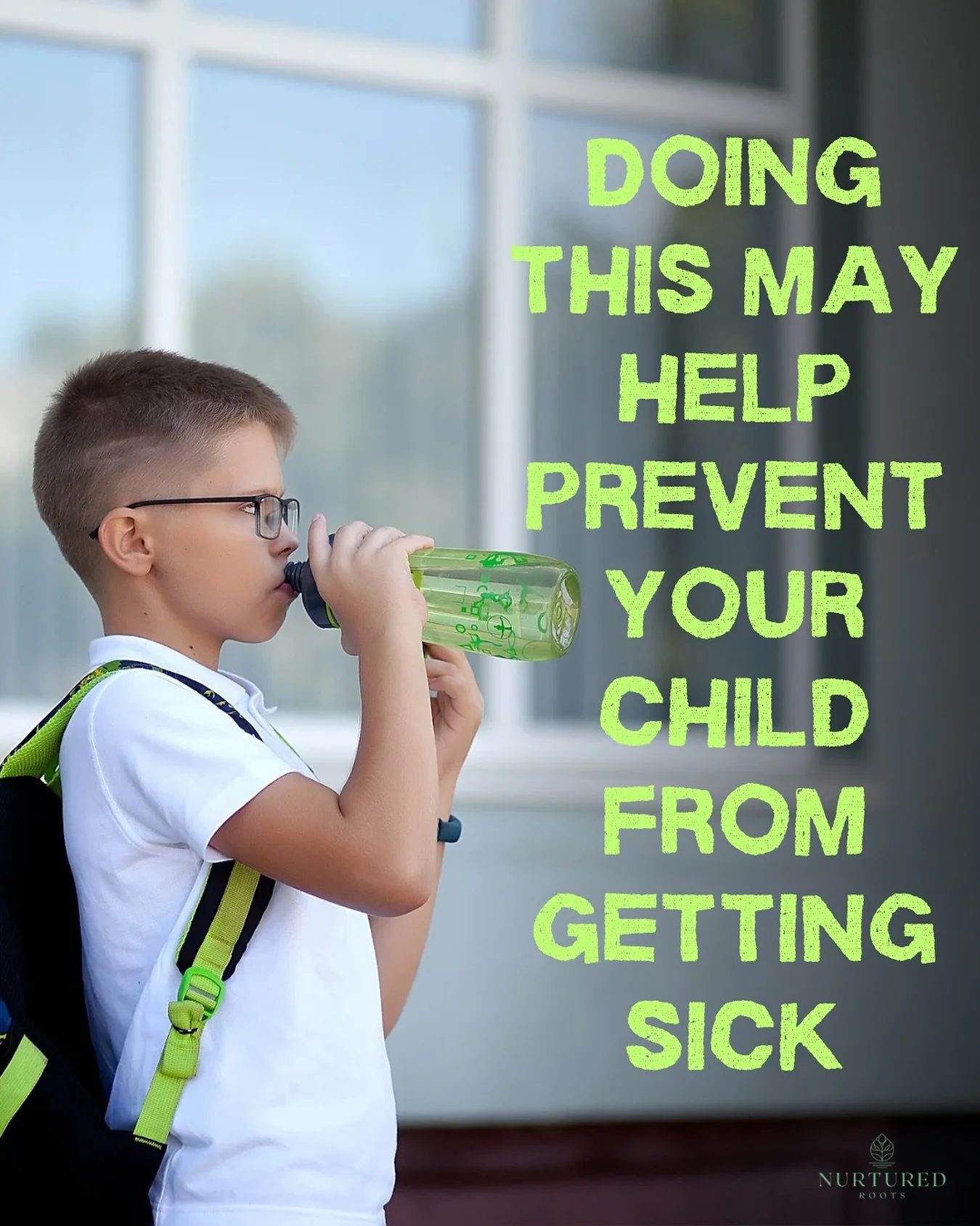 That trusty reusable water bottle goes everywhere with your child - school, sports, playdates. But did you know it can also collect a lot of 🦠germs🦠?? 

During cold + flu season, washing your child&rsquo;s water bottle every day is one of the simpl
