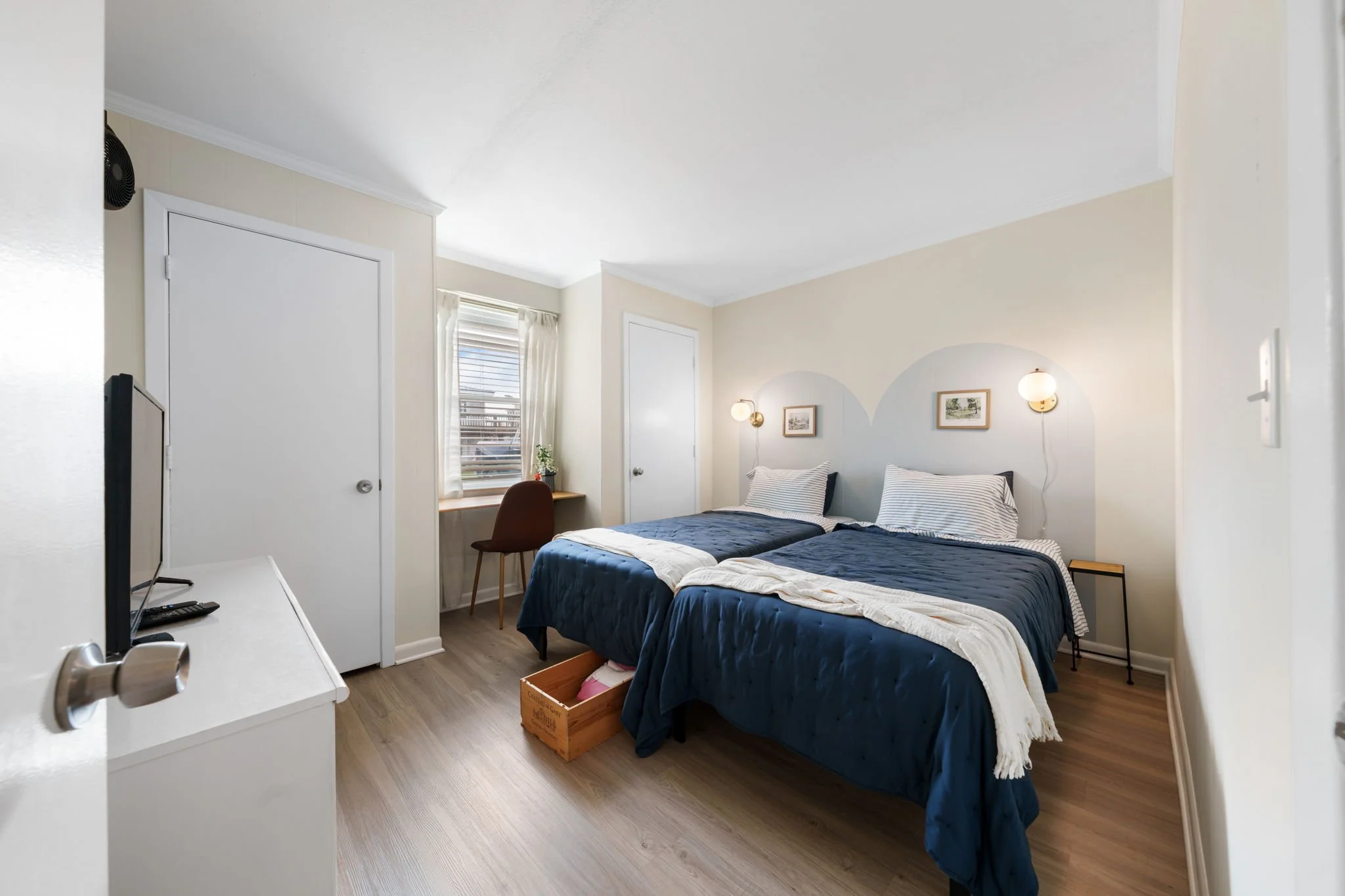 51-web-or-mls-298 Ocean Bvd #2 - 27.jpg