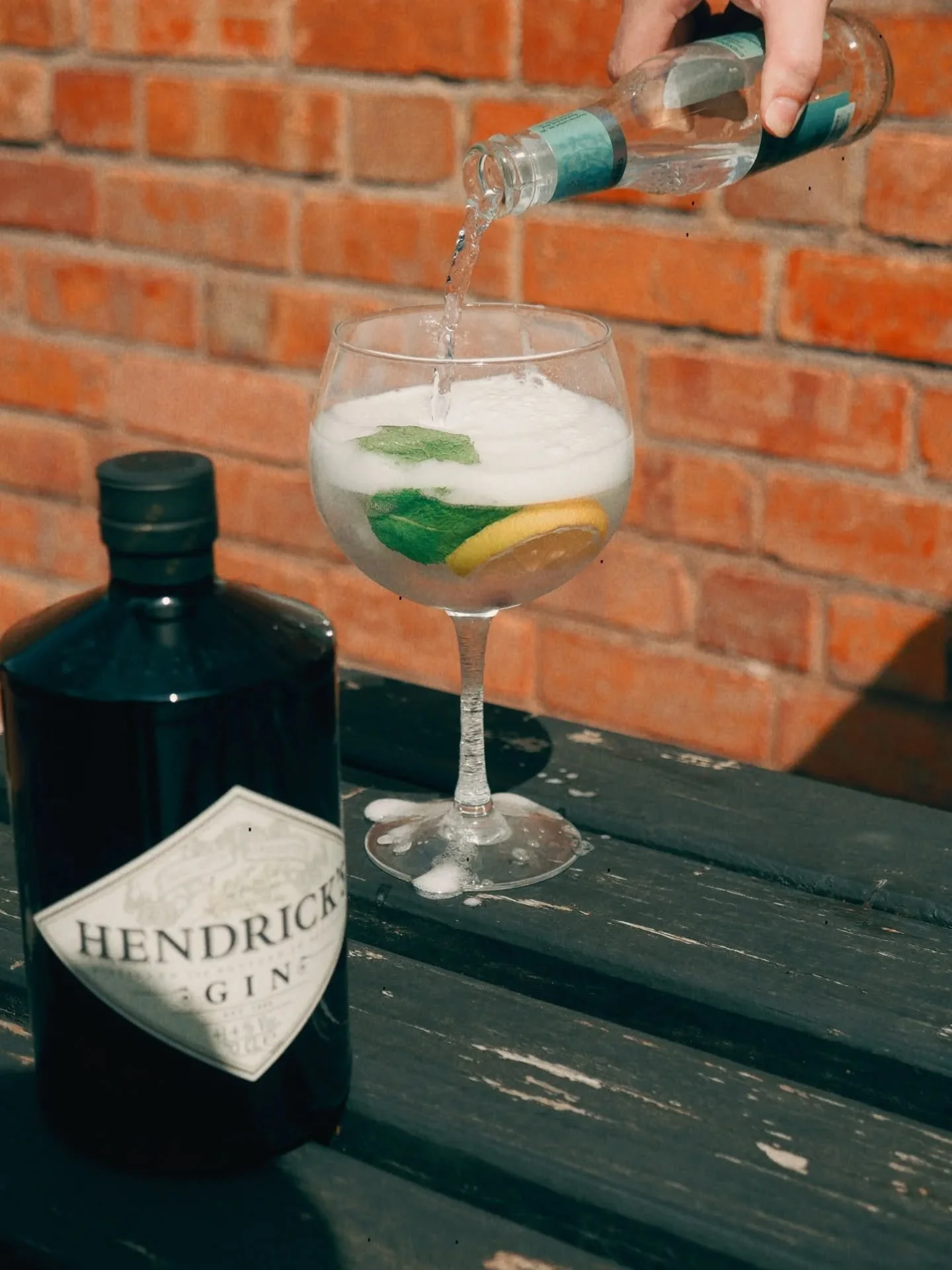 Nothing quite says a relaxed afternoon in the sun like brunch and a delicious refreshing G&amp;T in our courtyard. 

We have a range of @fevertreemixers tonic waters to pick from too!