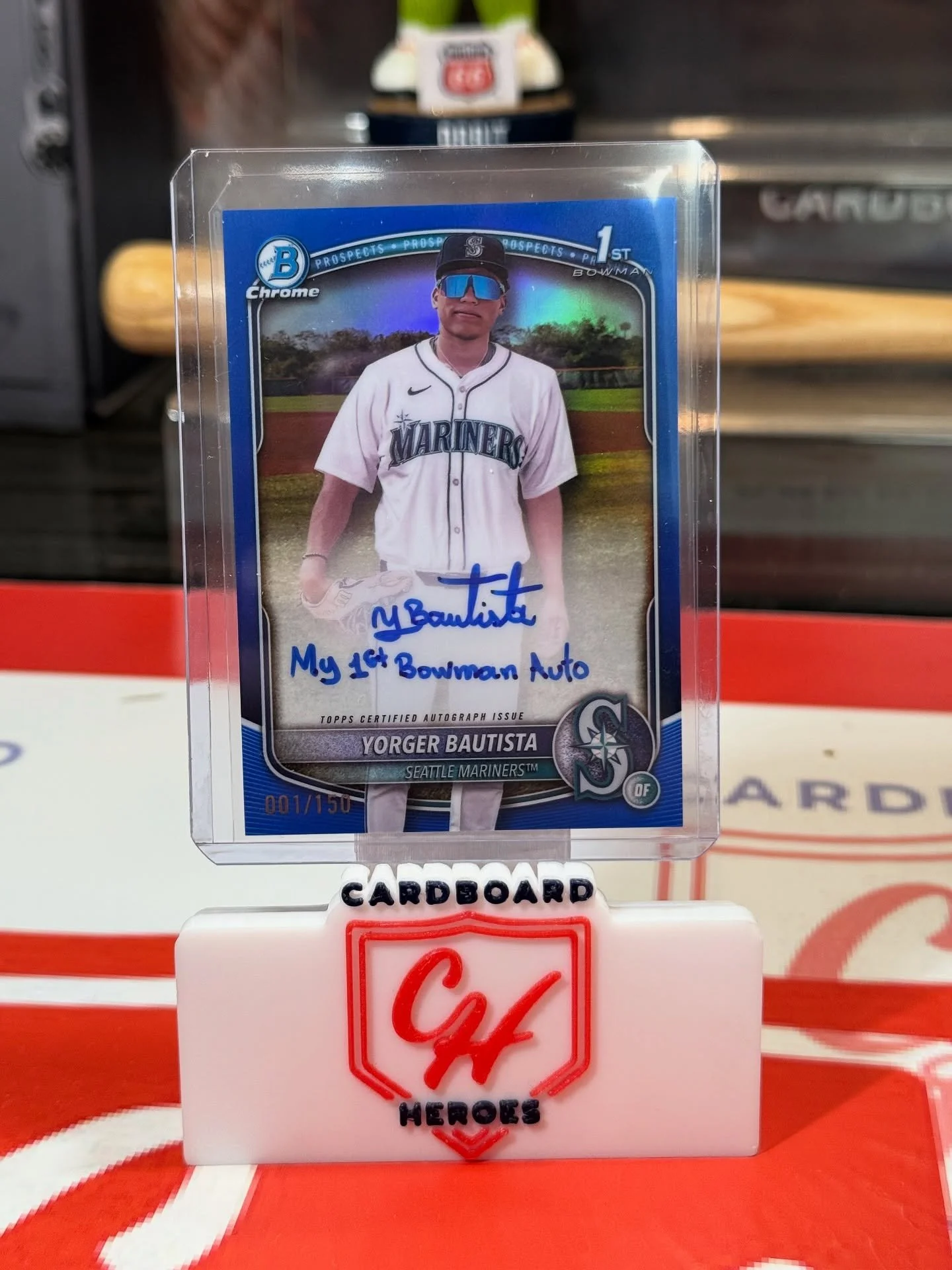 Holy smokes 🔥 &mdash; our Bowman Chrome Breakers Delight case brought the heat! 😳
Check out just a few of the top hits 👇
💎 Elly De La Cruz Patch Auto
💎 Yorger Bautista True Blue First Bowman Auto /150

This case did not disappoint. Who&rsquo;s r
