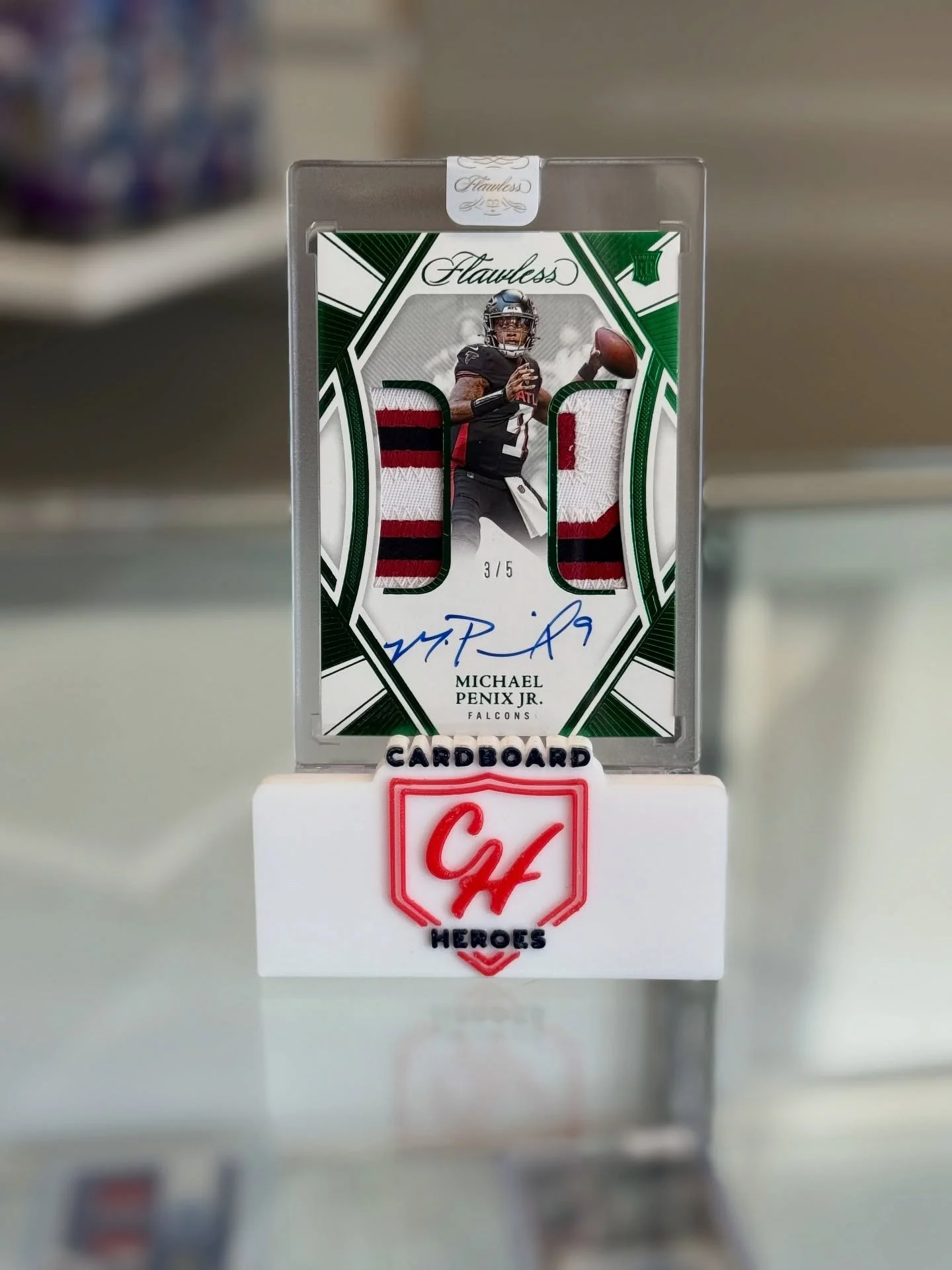 🔥 An amazing case of the new 2024 @paniniamerica Flawless Football was ripped in the shop today! Swipe through to check out some of the 🔥 hits pulled &mdash; this product did not disappoint! 💥

#2024flawlessfootball #paniniamerica #michaelpenixjr 