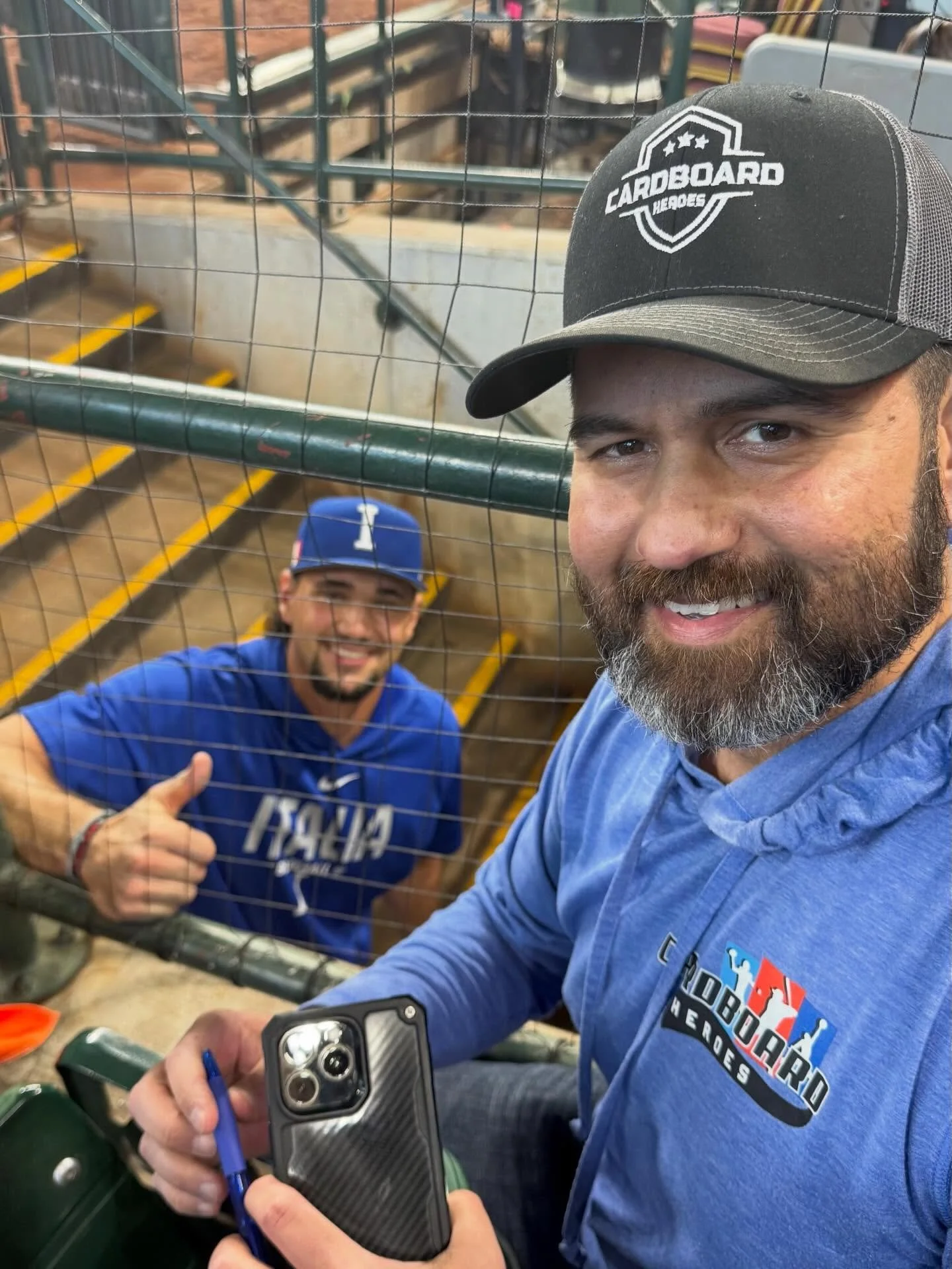 Thank you @cagscollects for the opportunity to meet you and trade for a signed bat and baseballs along with tickets to tonight&rsquo;s @wbcbaseball game between Italy and Mexico. 

We gladly traded some of the new @topps Bowman&rsquo;s Best! 

Thanks