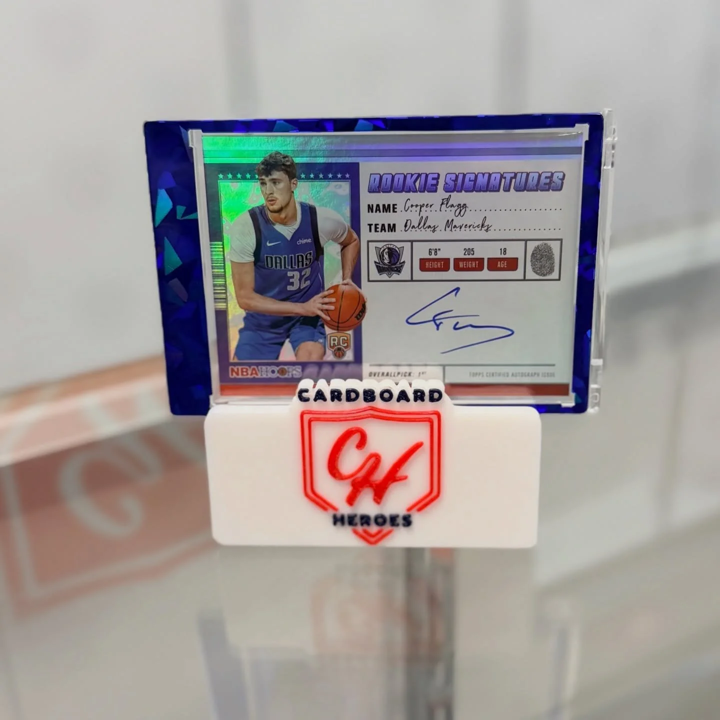 The hits have been HOT this week at Cardboard Heroes 🔥
From monster autos to insane color pulls, y&rsquo;all have been on an absolute heater. Stop by and see what gets pulled next 👀