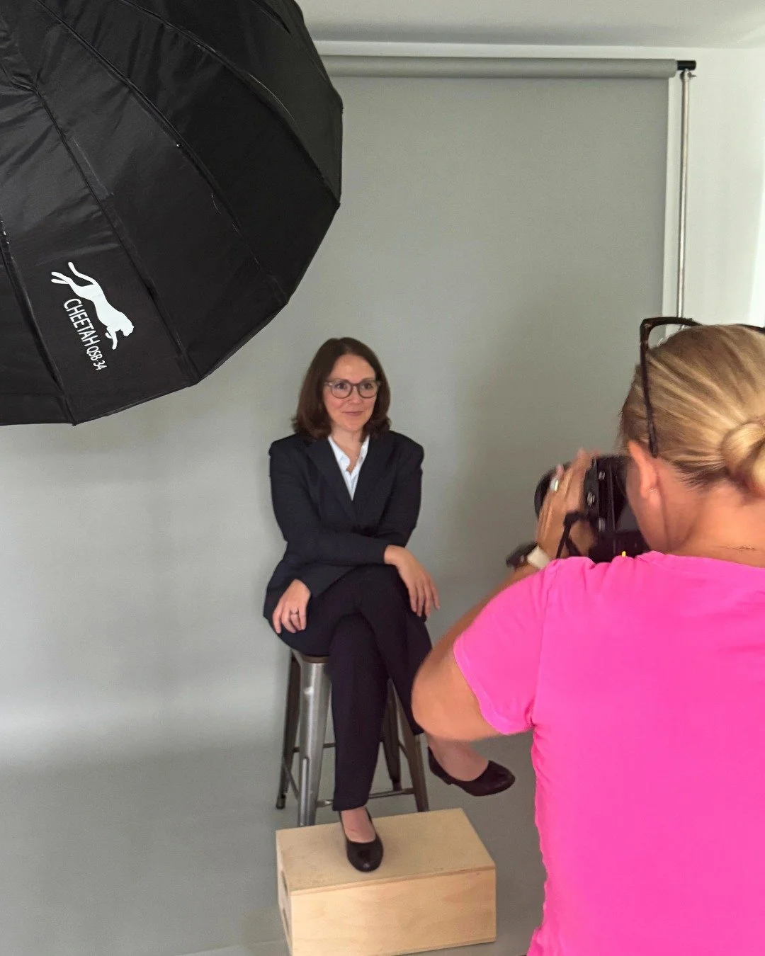 Meet Amanda Vaught, MA, JD ⬇️
Co-Founder & Financial Advisor at Propel Financial Advisors
 As a mom of two, she knows life gets busy and “adulting” can fall to the bottom of the list.
Amanda helps families reduce stress by outsourc