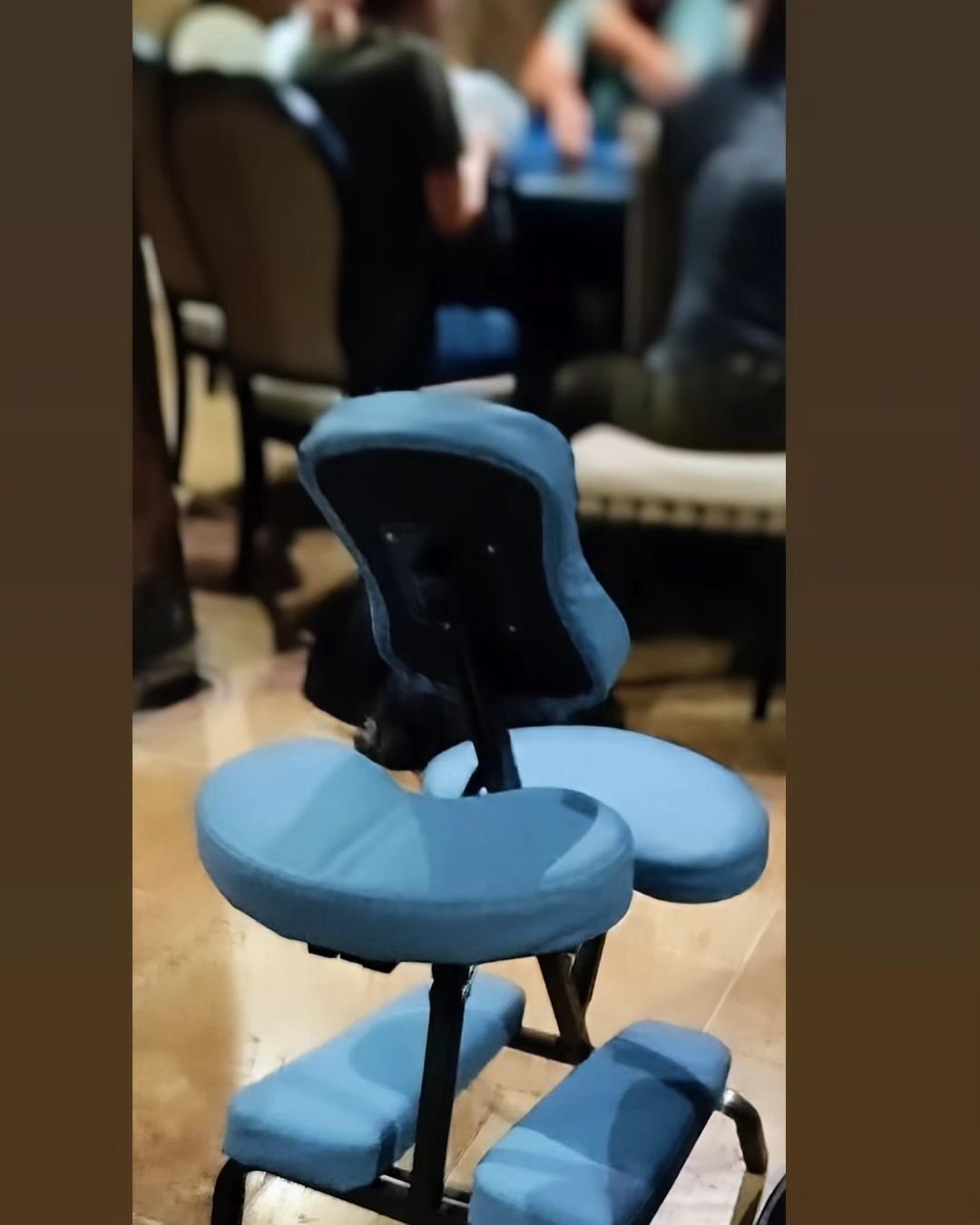 🃏💆&zwj;♂️🃏💆&zwj;♂️ Elevate your poker game with a touch of relaxation! Enjoy my exclusive chair massage service during your private poker night. Perfect for unwinding and keeping your mind sharp. Book me for your games and feel the difference! #P