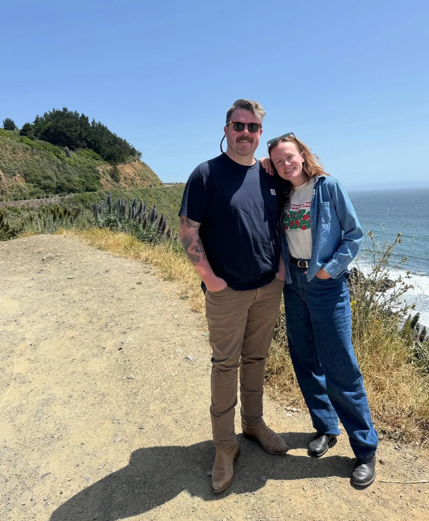 We are so stoked to be heading back to the west coast in a couple weeks! We are playing as a duo on Wednesday October 15th in Seattle, WA at @thesunsettavern and Thursday October 16th in Portland, OR at @mississippipizzapub. THEN we are flying the ba