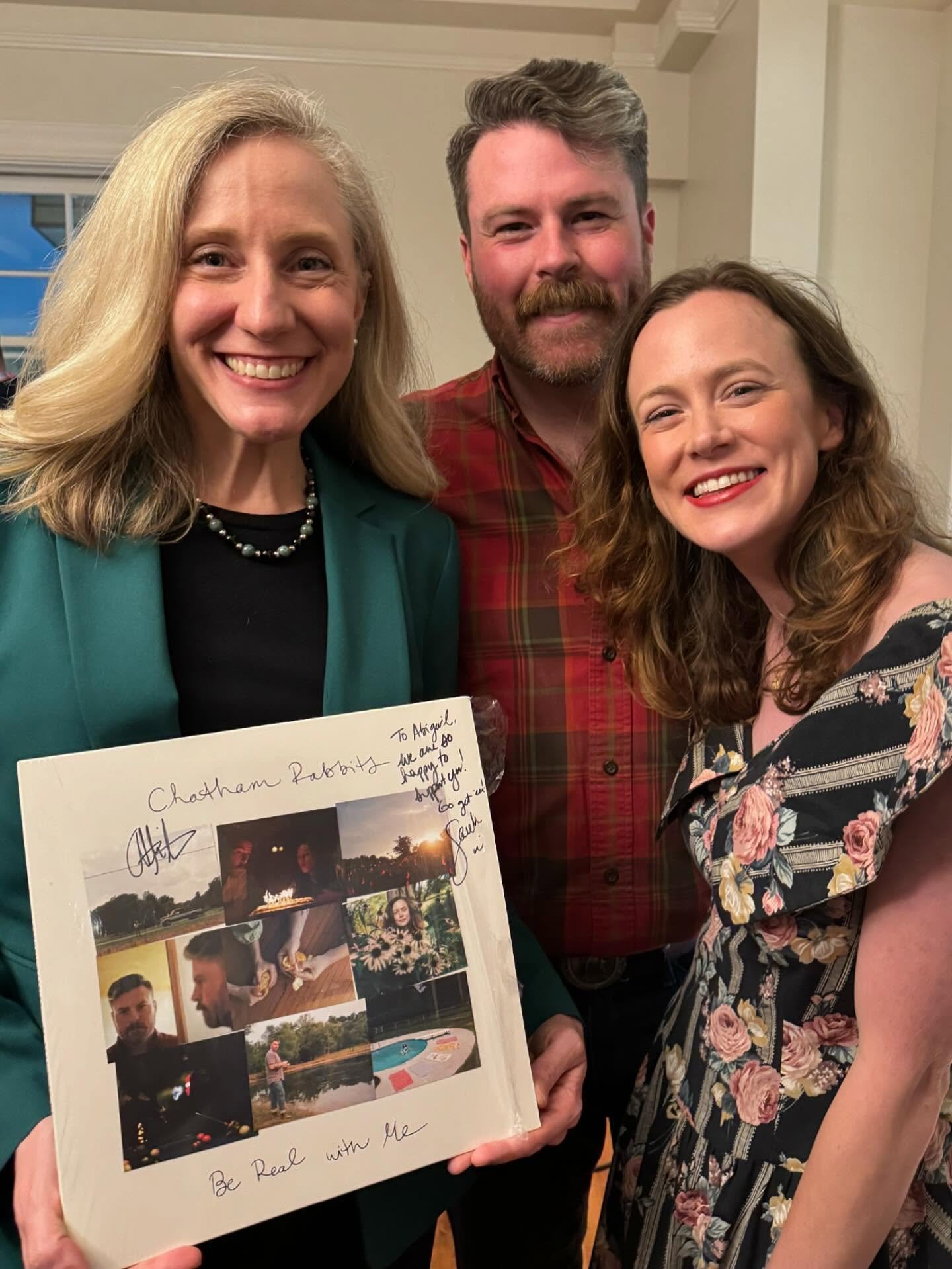 When the first female governor of Virginia is also a Chatham Rabbits fan 💅🏼💕