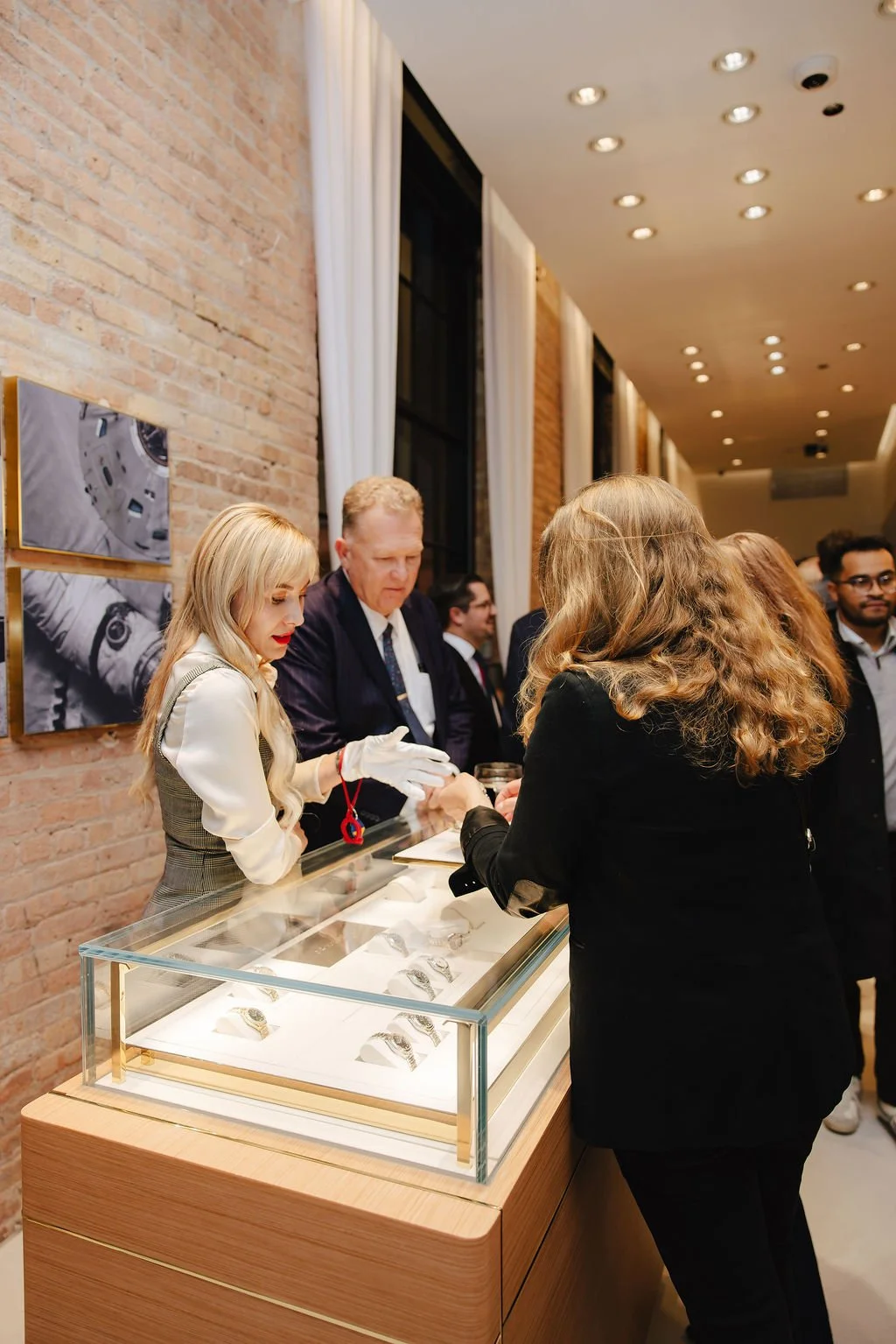 10.01GSG_omegaopening-117.jpg