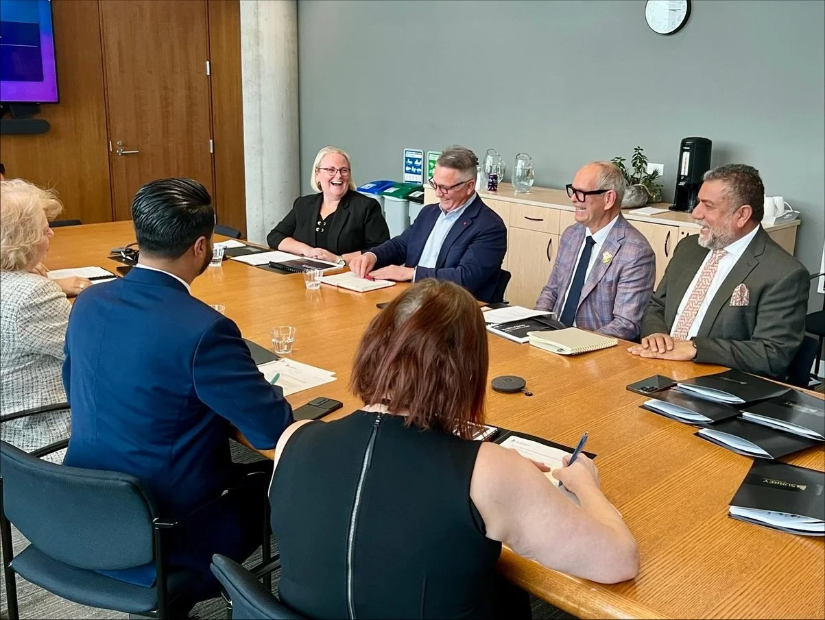 Had an engaging meeting with the Minister of Agriculture, Hon. MacDonald and @themayorofsurrey Brenda Locke, alongside Minister @jillmcknightdelta and @ernieklassen_mp to discuss shared priorities for our community, including advancing agricultural i