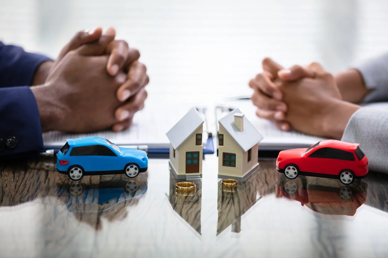 Gegenständlicher Zugewinnausgleich: Steuerfalle bei Immobilien und Unternehmensanteilen vermeiden