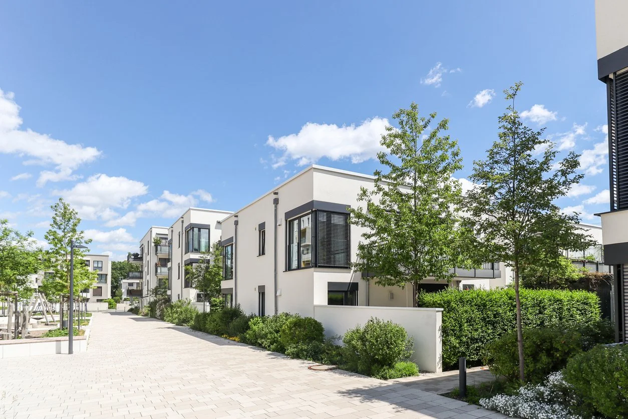 Immobilienholding: Vermögen aufbauen, Risiken trennen und Nachfolge vorbereiten