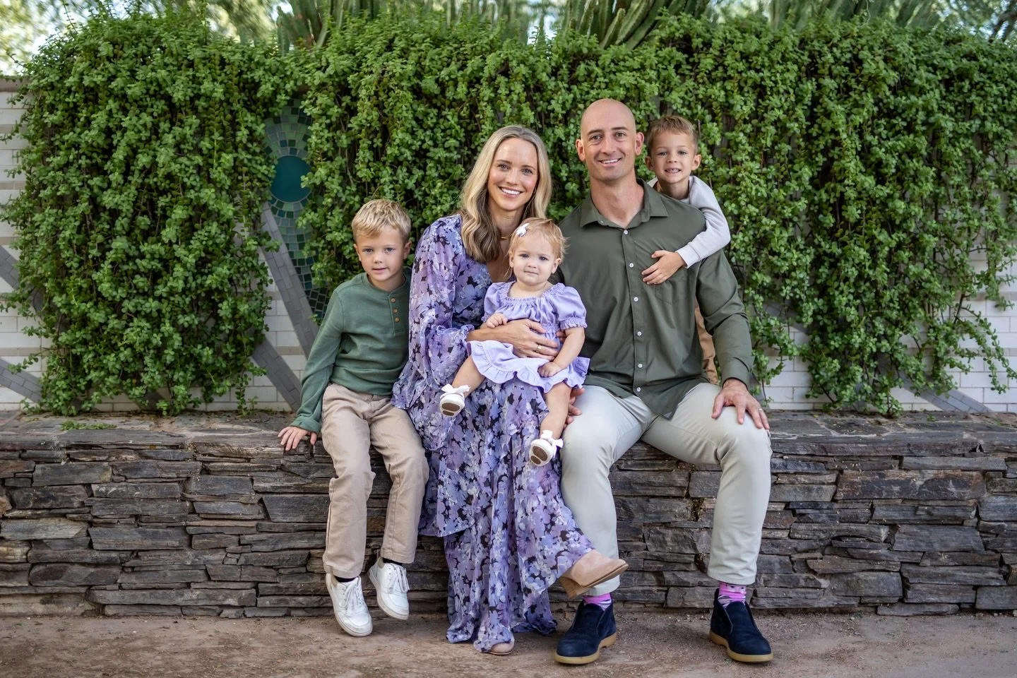 My Dad was always preaching *perspective* to us. Even with a stage 4 cancer diagnosis he said how good he had it. There is always something to be grateful for. Thank you Lord for this day, healthy family, Your hope and all of you reading this ❤️ Happ