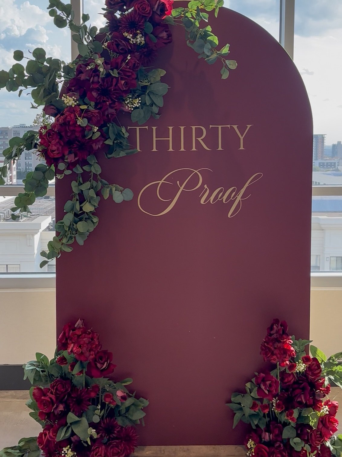 Thirty Proof 🌹 

A milestone, but make it an experience.

Design @radianceeventstx 🎉🎉

#RadianceEvents #ThirtyProof  #DallasEventDesign