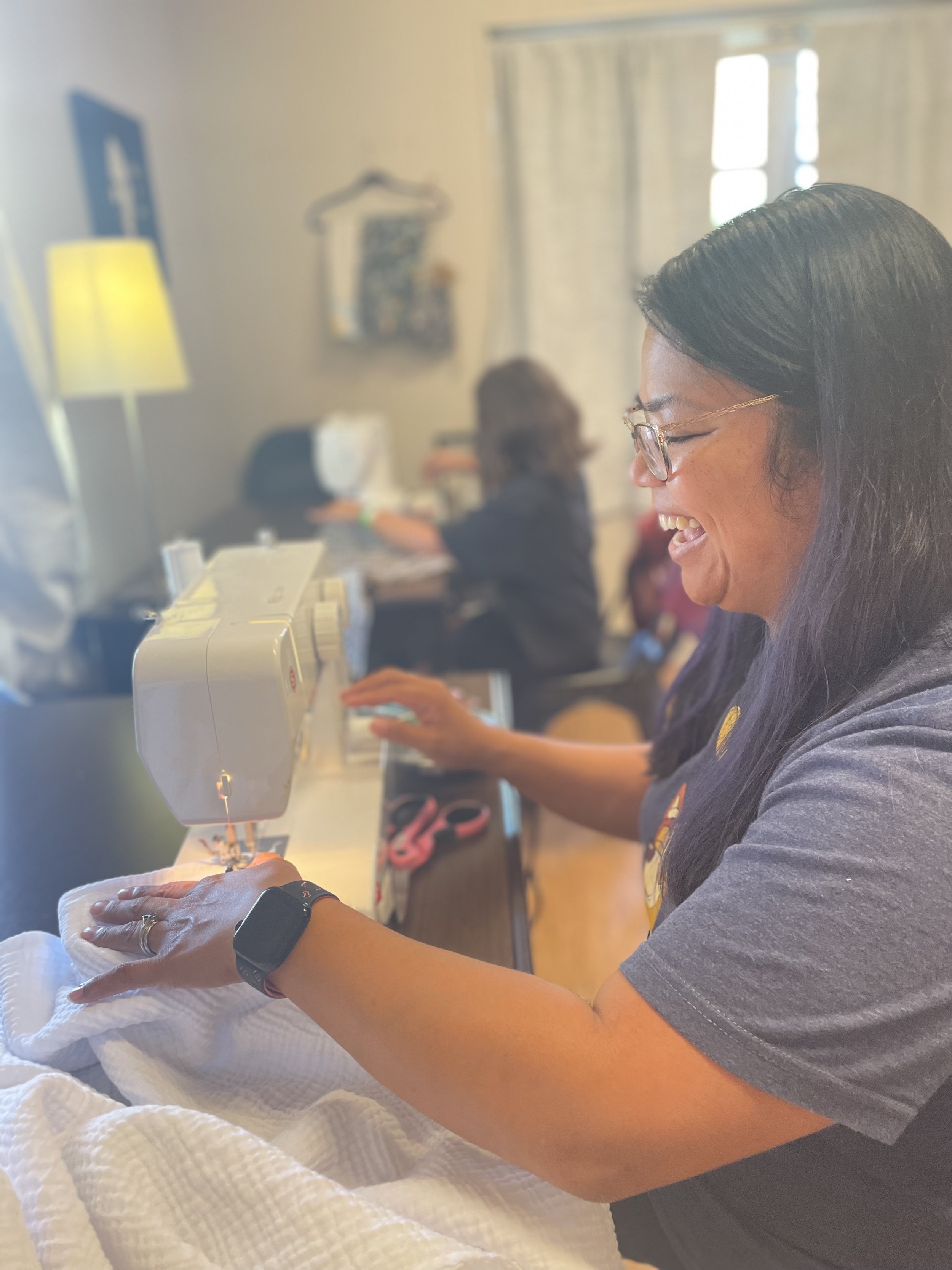 mother and daughter sewing class in columbus, ohio