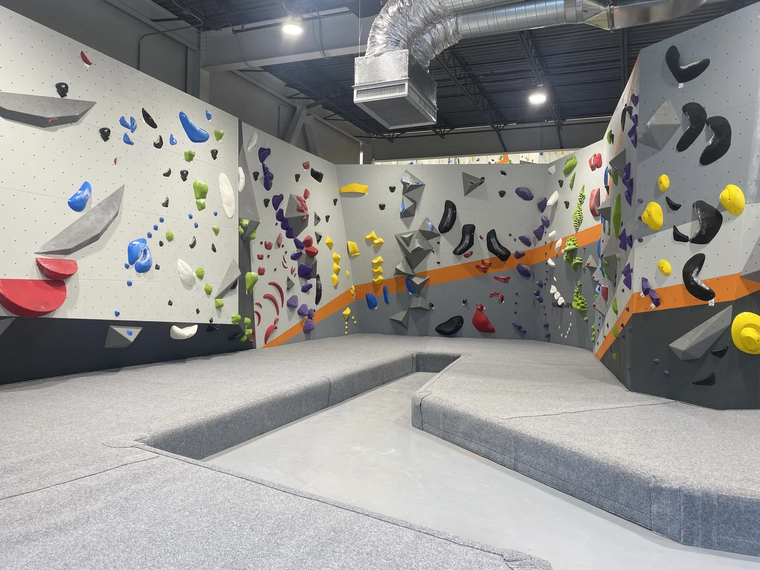 Metro Rocc Tyngsborough Rock Climbing Gym | MetroRock Tyngsborough | Indoor ...