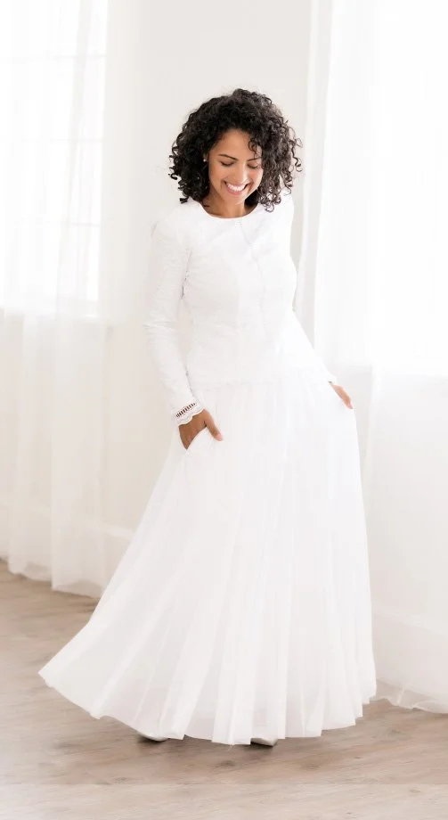 red cliffs white dresses Phoenix Red Cliffs White Dresses