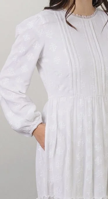 bloomfield-lds-temple-dress-white-long-sleeve-fitted-370x679.jpg