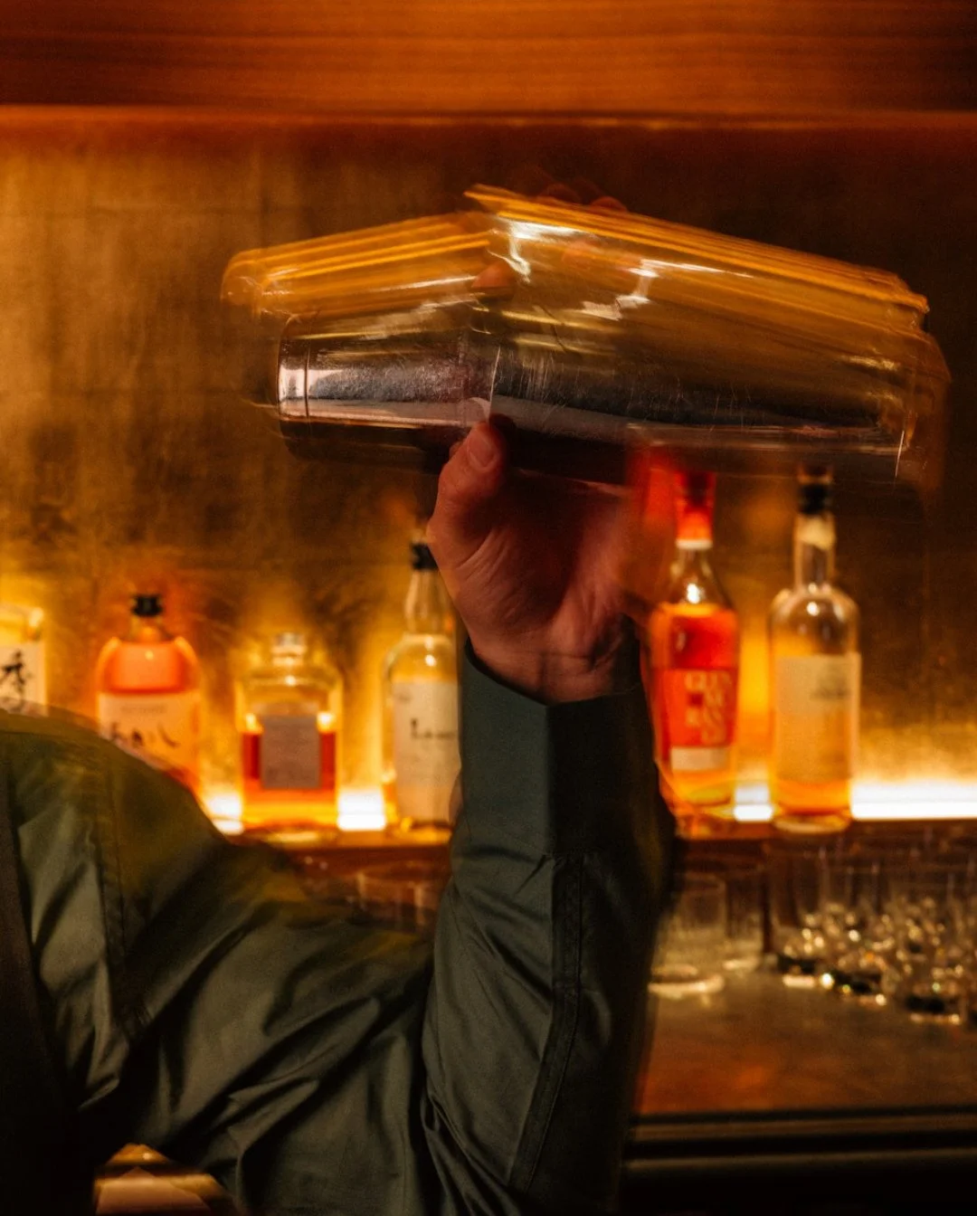 Lights low. Standards high.⁠