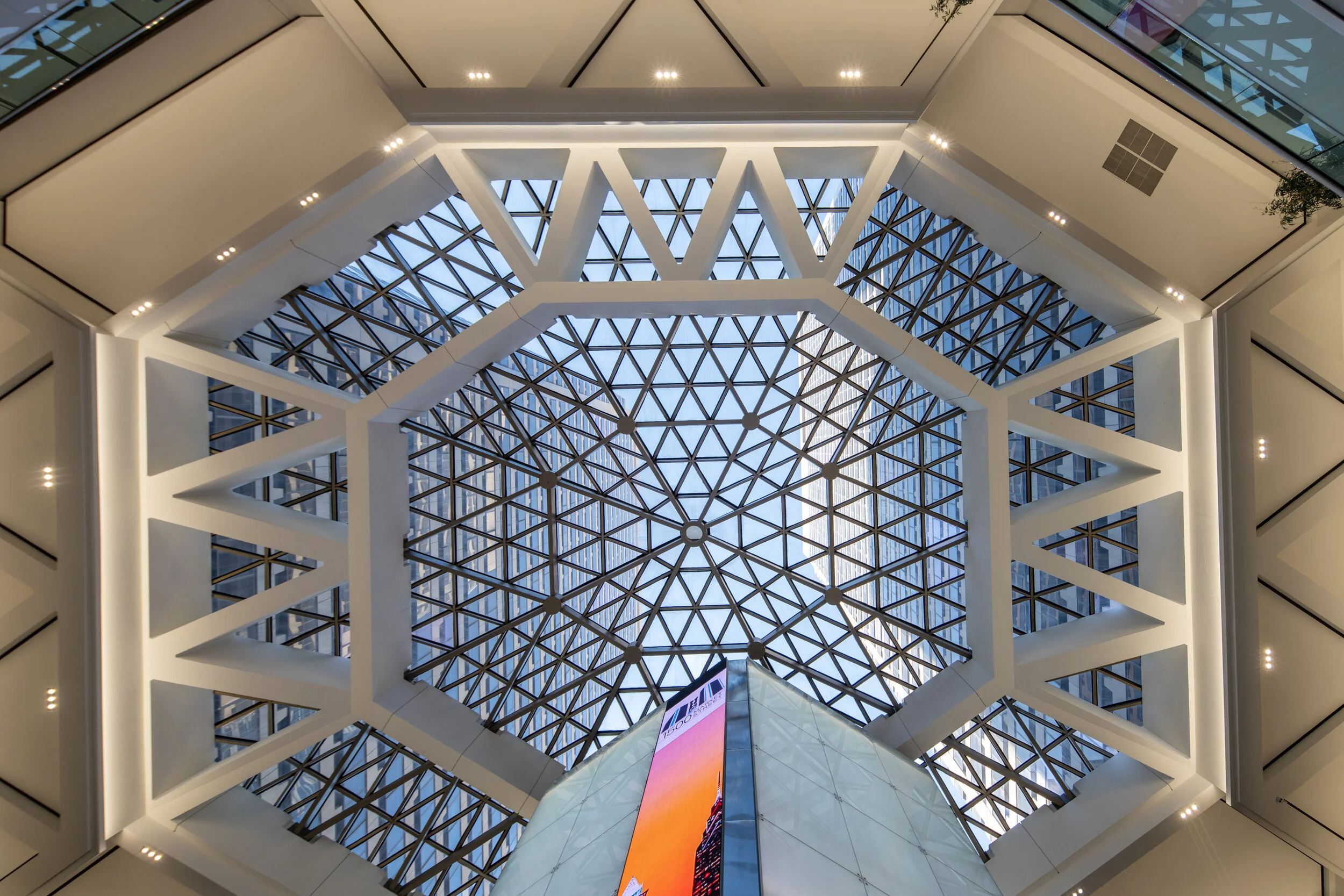 The dome above the atrium maintains the building’s 1970s-style heritage.