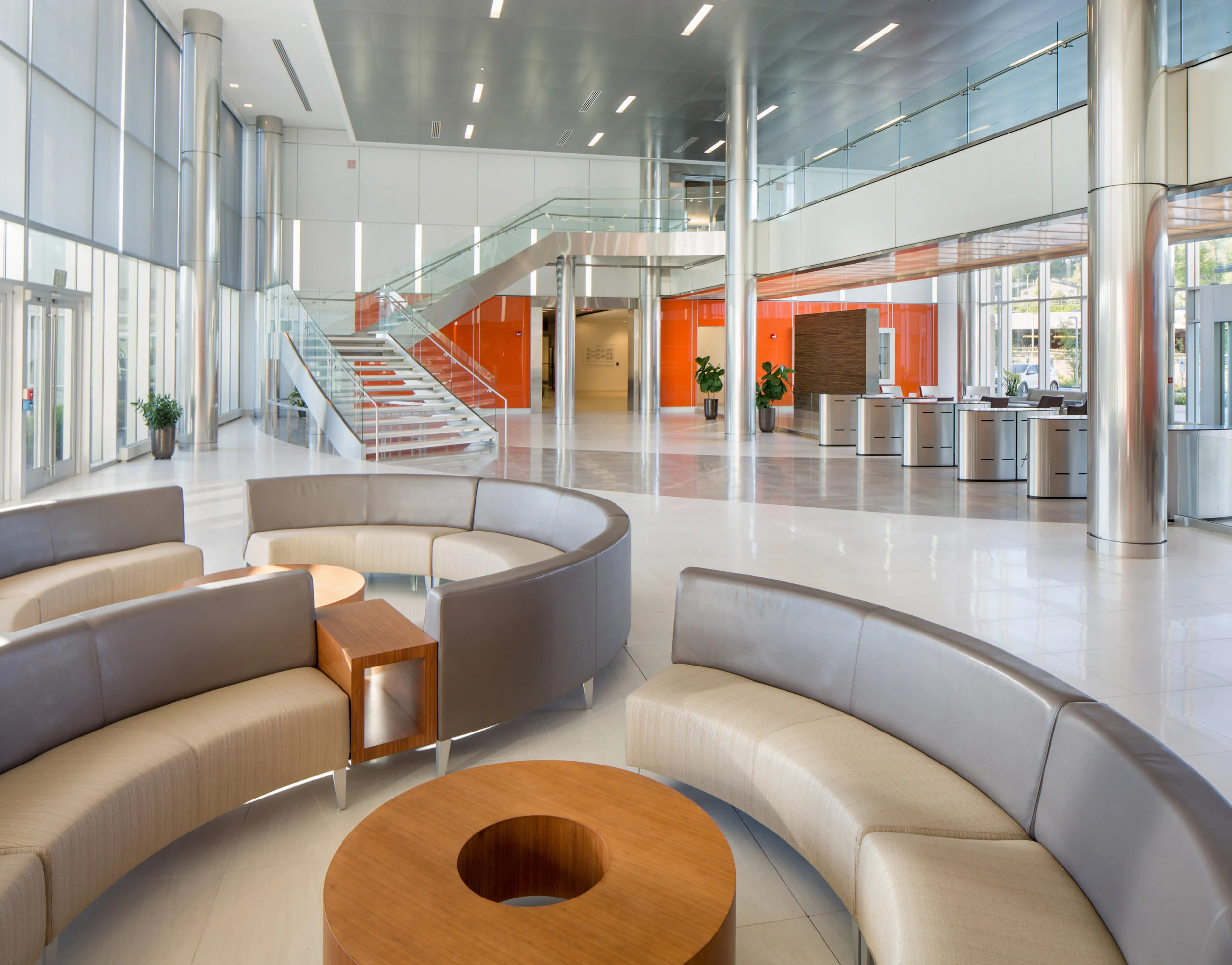Curves define a place to sit in this corporate lobby.