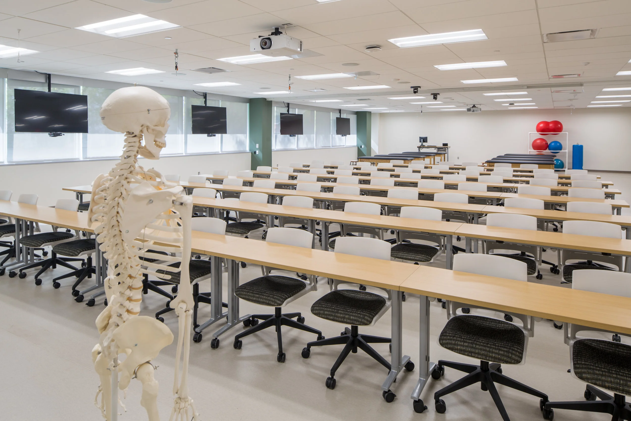 Greg pays a visit to one of the physical therapy classrooms.