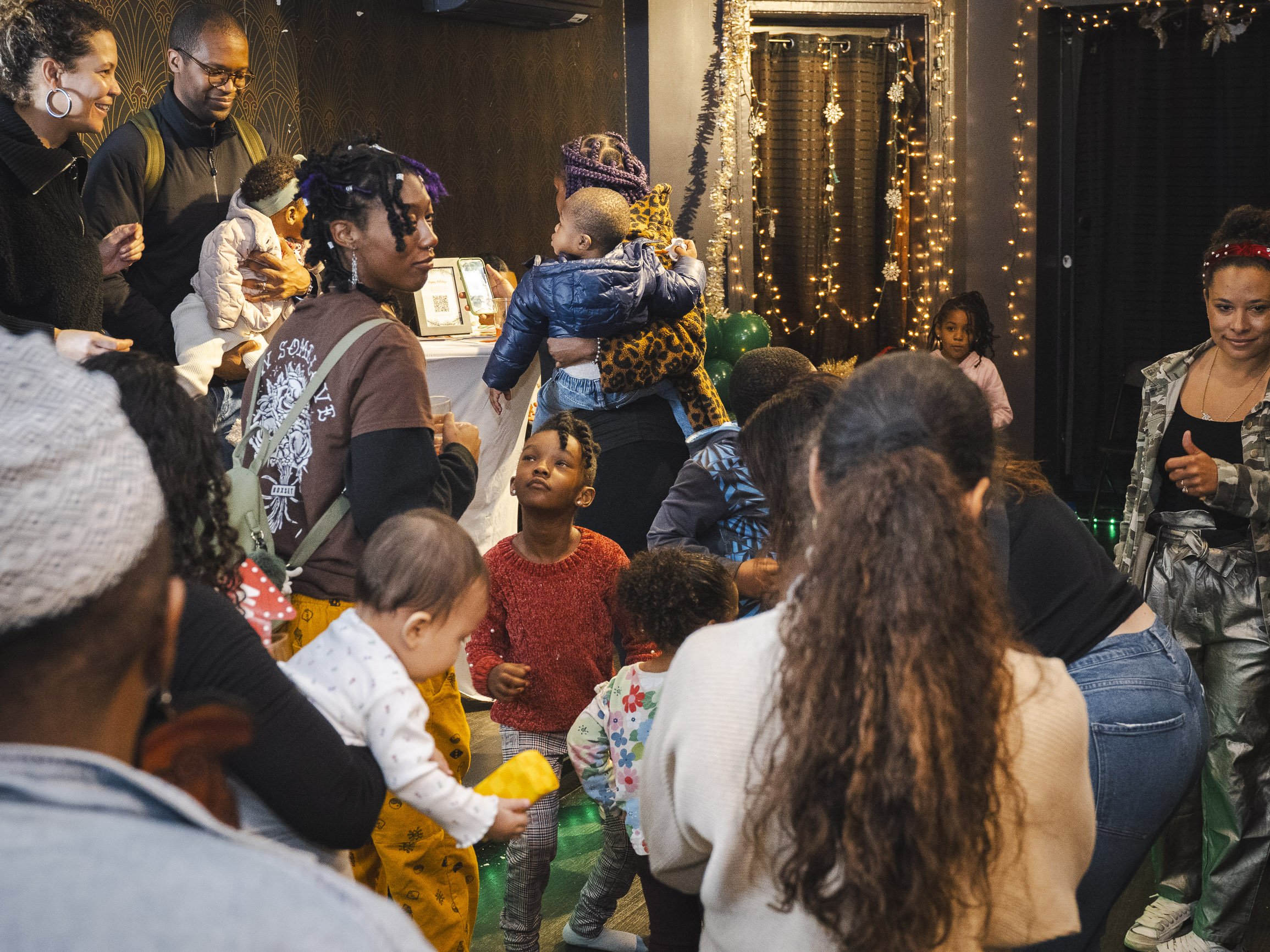 Holly_in_harlem_Happy_hour_-01319.jpg