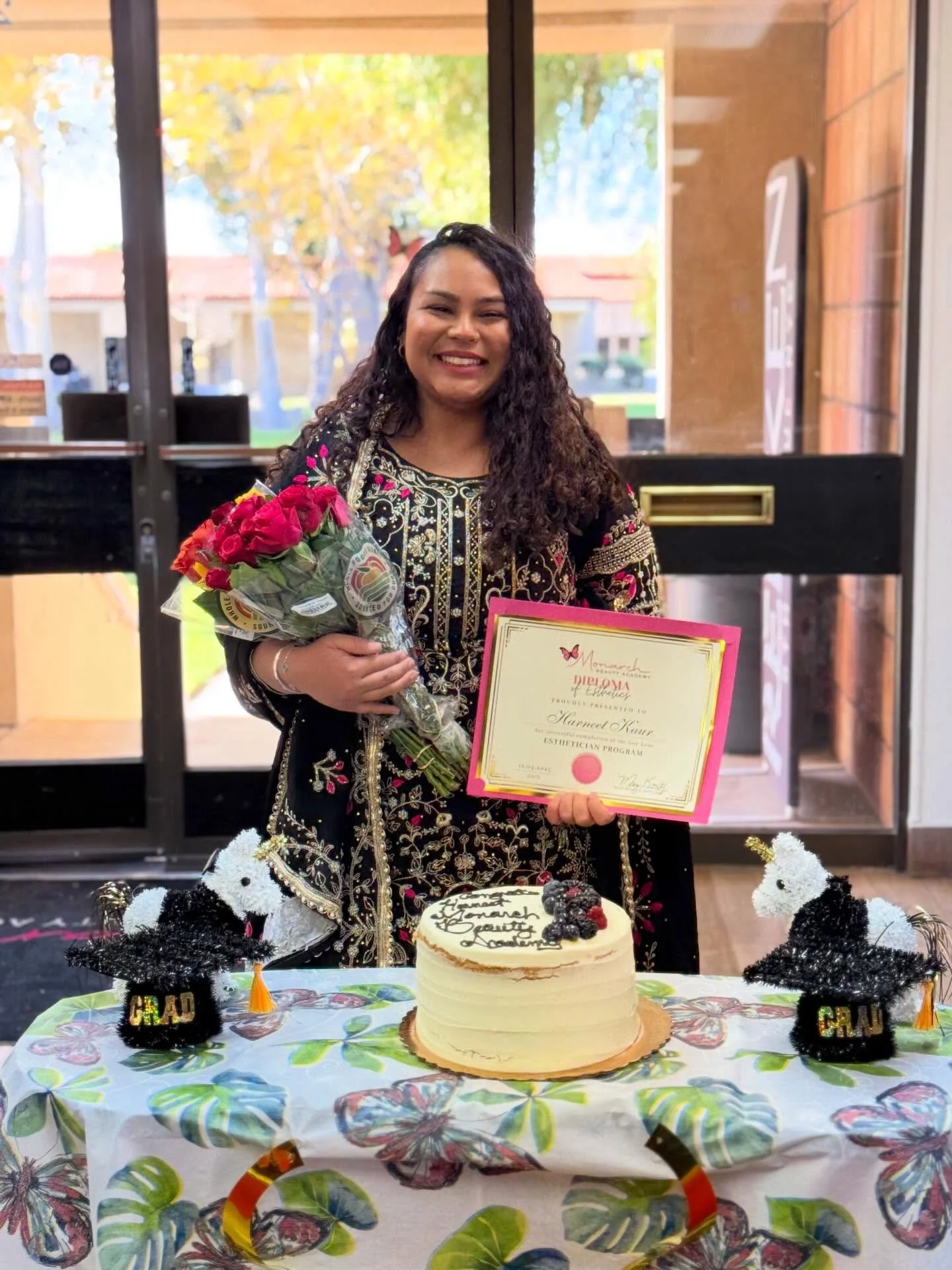 Today, we&rsquo;re celebrating our esthi grad Harneet 🤍

Already in nursing school, already running her own salon space, and already working toward her dream of opening a med spa and doing injections, this girl does NOT slow down.

She&rsquo;s one o