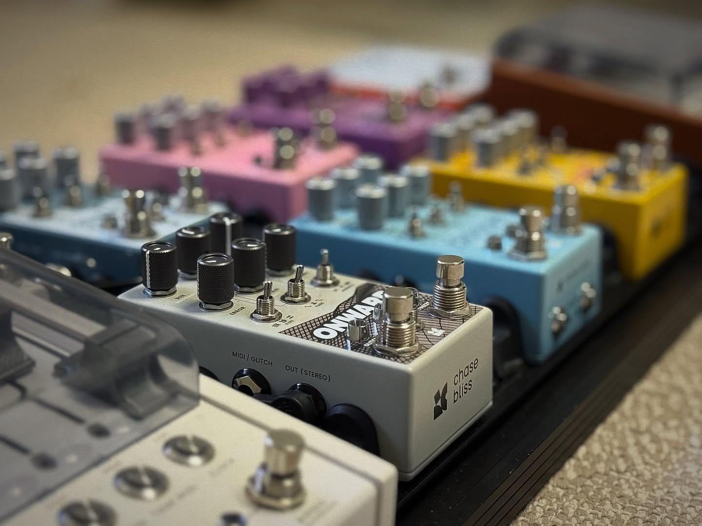 Want to play through the latest Chase Bliss effects? Tomorrow and Sunday (March 1 &amp; 2) I&rsquo;ll be representing @chasebliss again at the @melbourneguitarshow alongside @pedalempire and a bunch of other pedal companies. You can plug in and play,