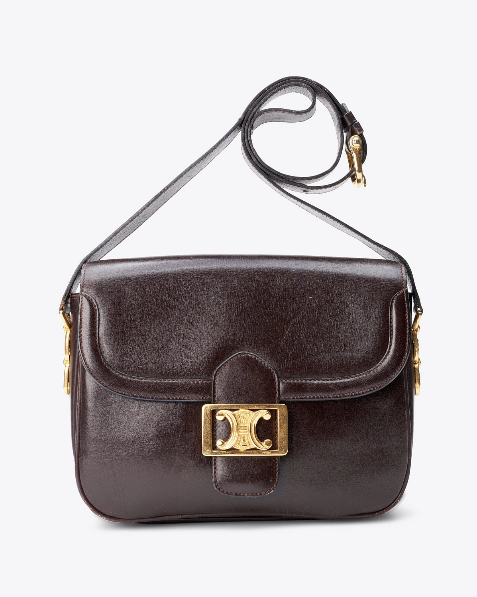 Vintage Celine The Hosta Triomphe Box bag vintage louis vuitton bag vintage chanel crossbody bag alice codford luminary mothers capsule wardrobe fashion trends style ideas 2026