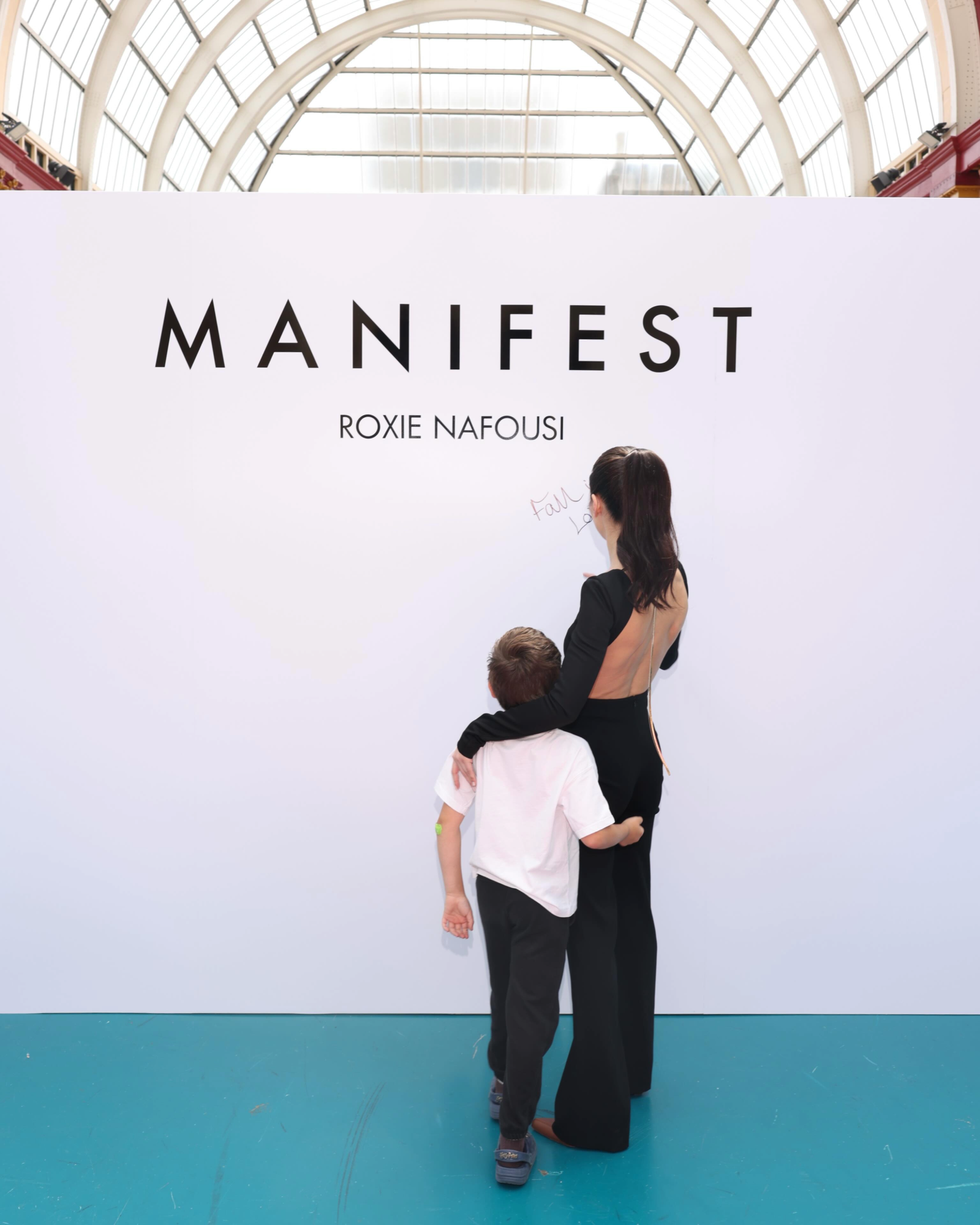 Roxie Nafousi Manifest Book Luminary Mothers Motherhood Manifestation