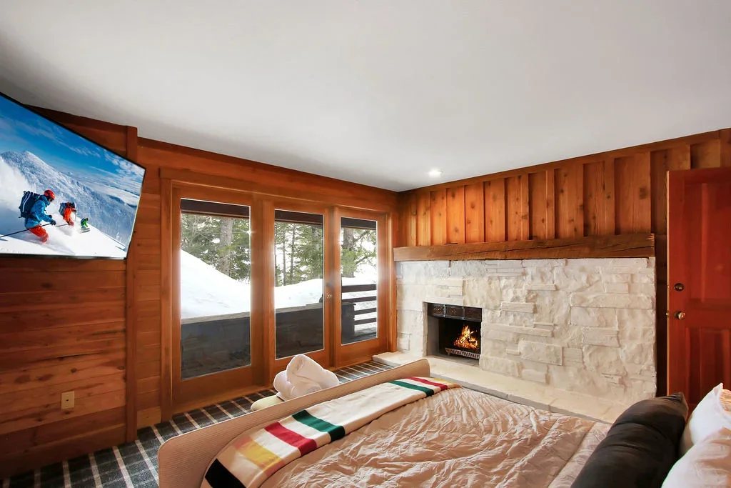 Bedroom 3: Solo Queen