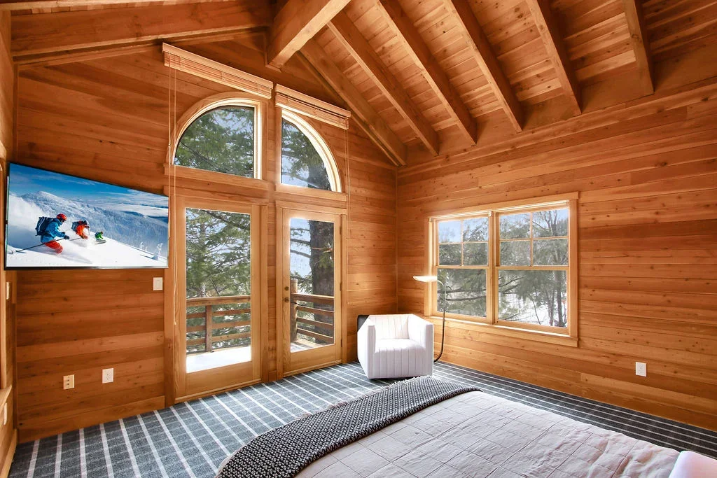 Bedroom 5: Solo Queen