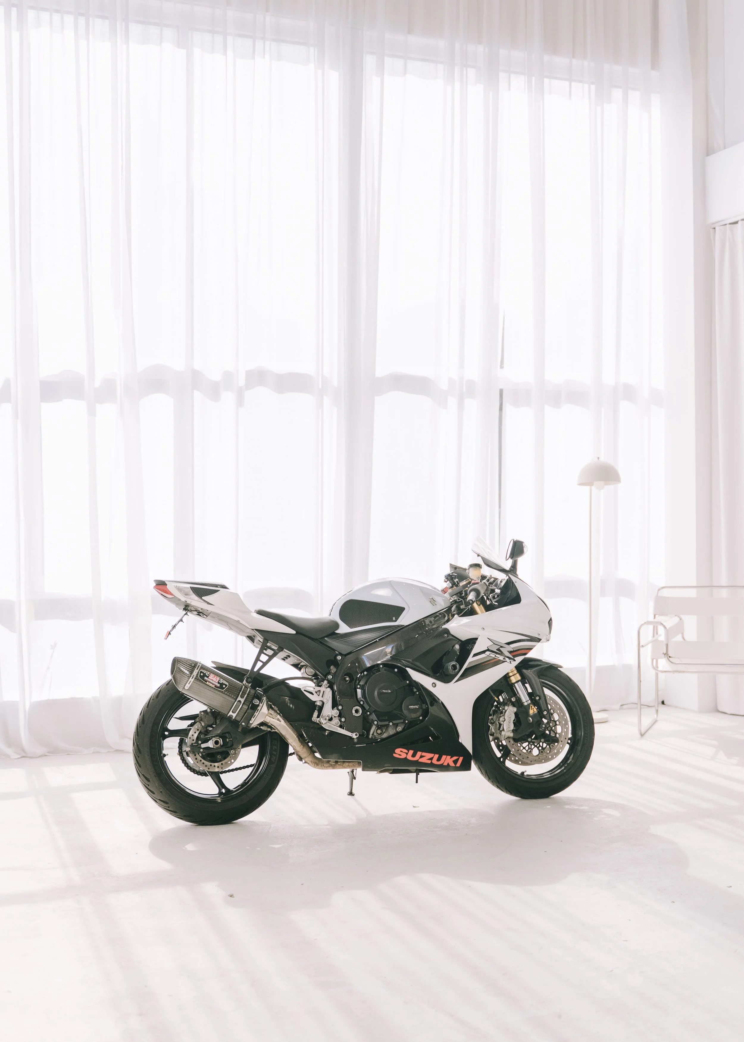Suzuki GSX-R750 Displate Poster.jpg
