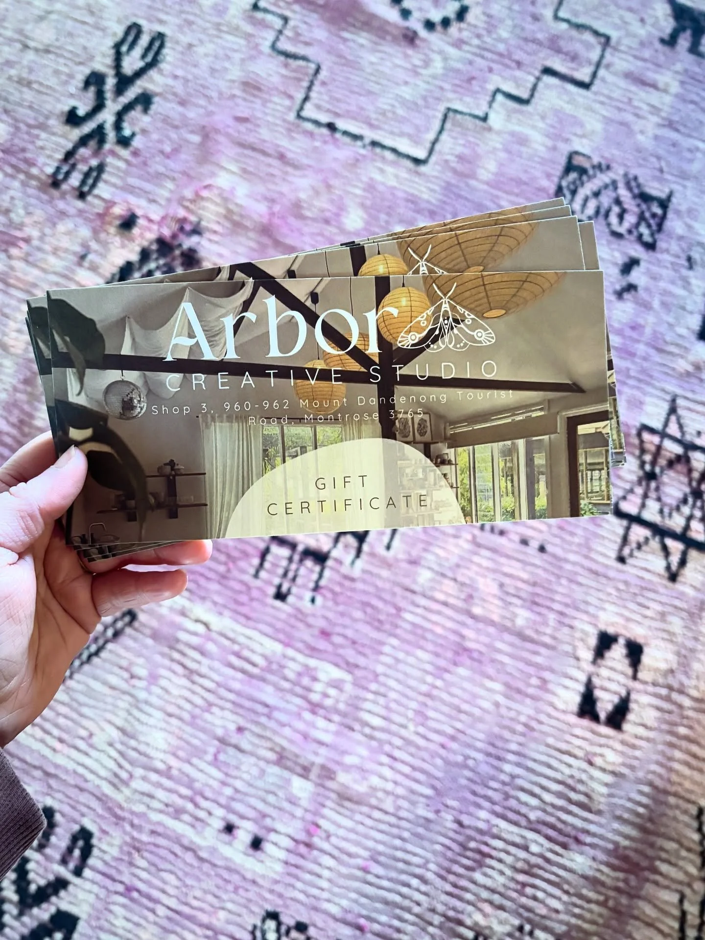 New vouchers available for gifting 💫🎁
These can be put towards workshops and hand made ceramic pieces.
Purchase online or in the studio 💌