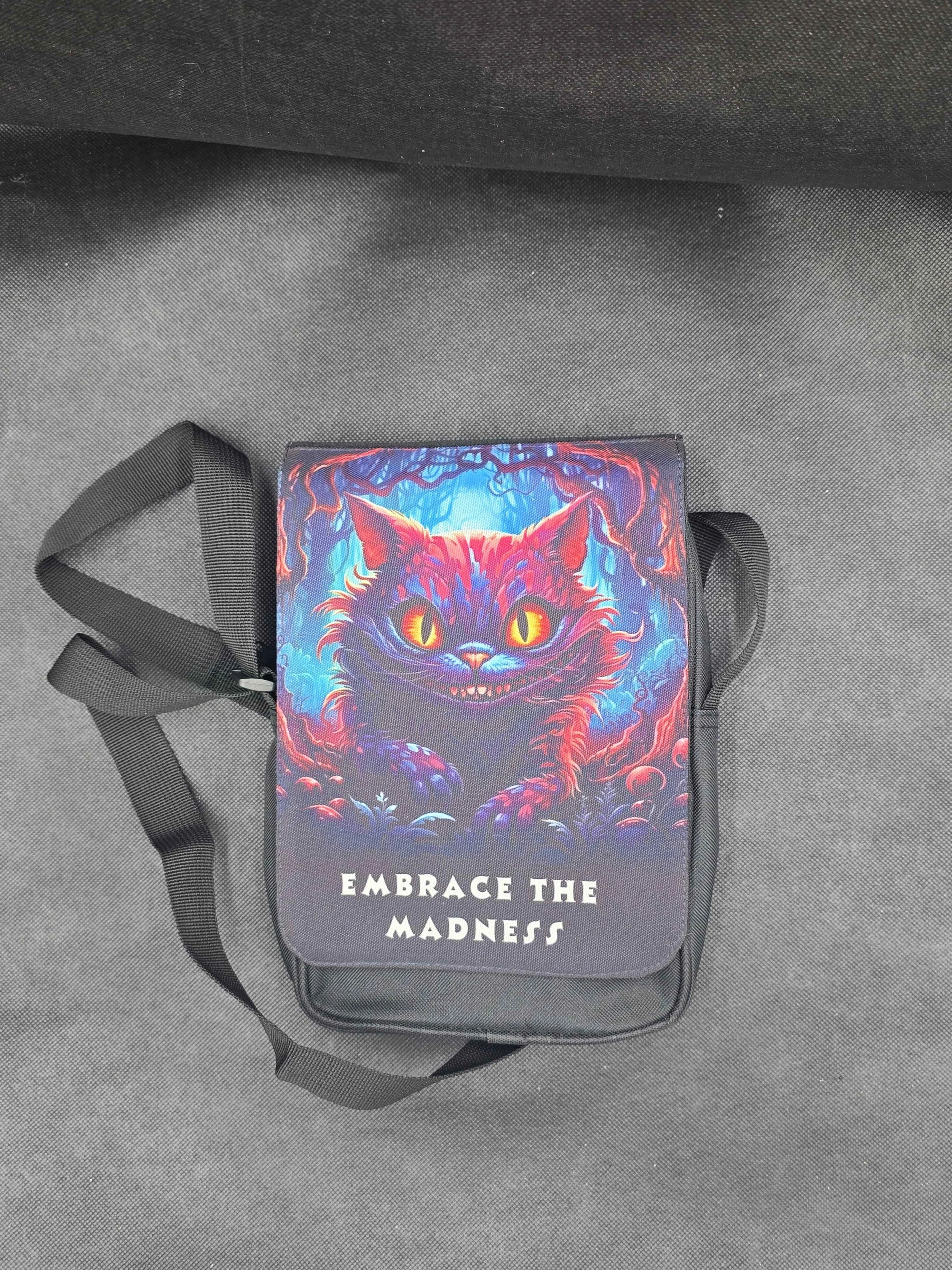 bag_cheshire_cat.jpg