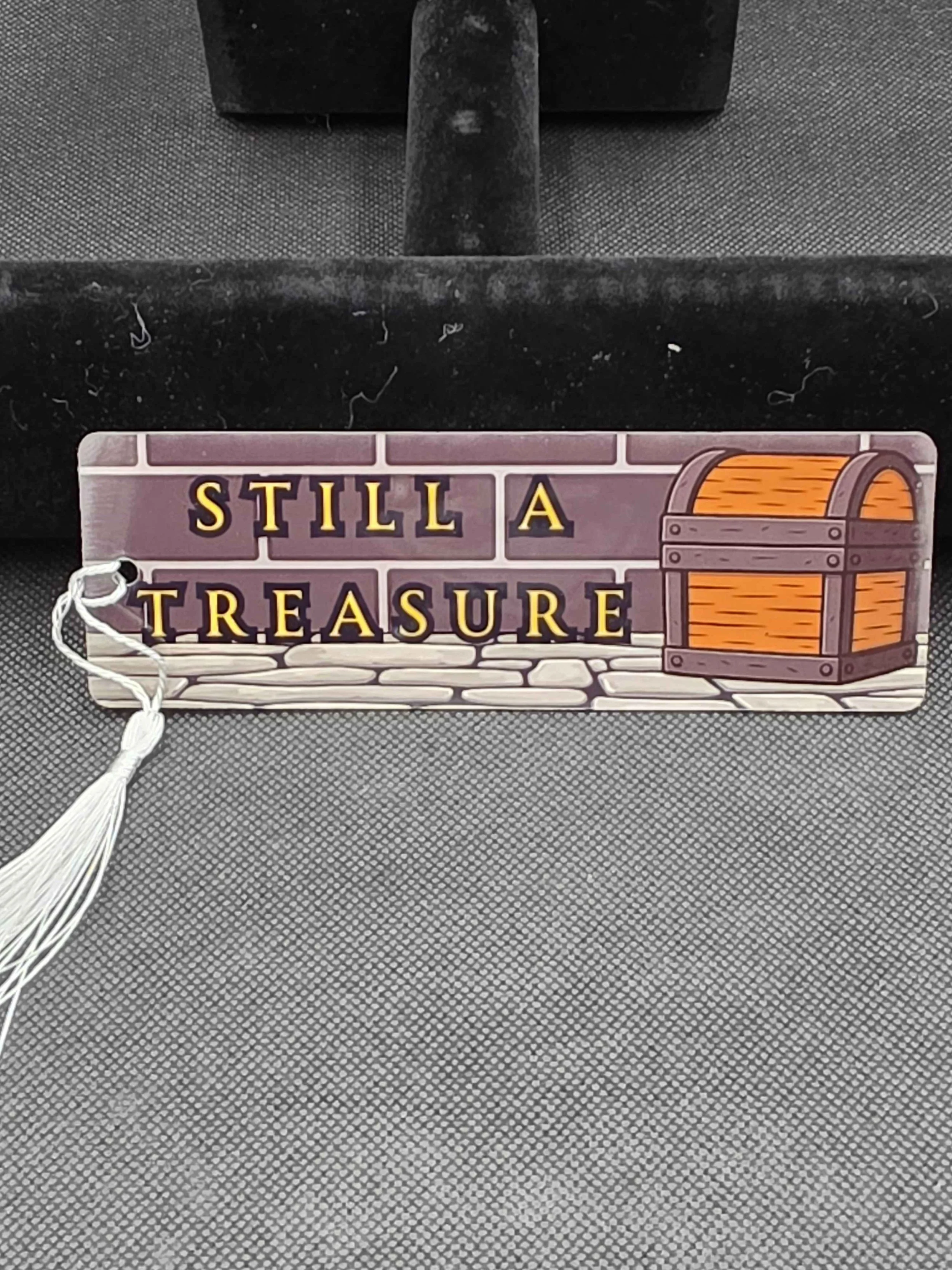 bookmark_mimic-treasure_B.jpg