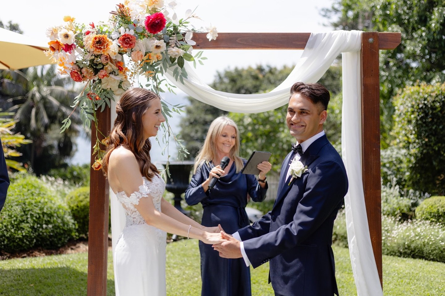 Under the beautiful Lovesickweddings Arch in the romantic setting of Lindesay house marrying a wonderful couple Sid and Julia ❤️