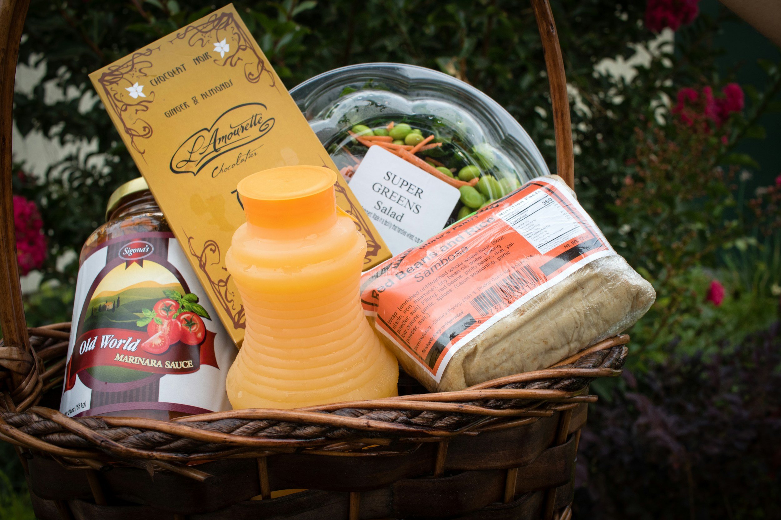FOOD GIVEAWAY