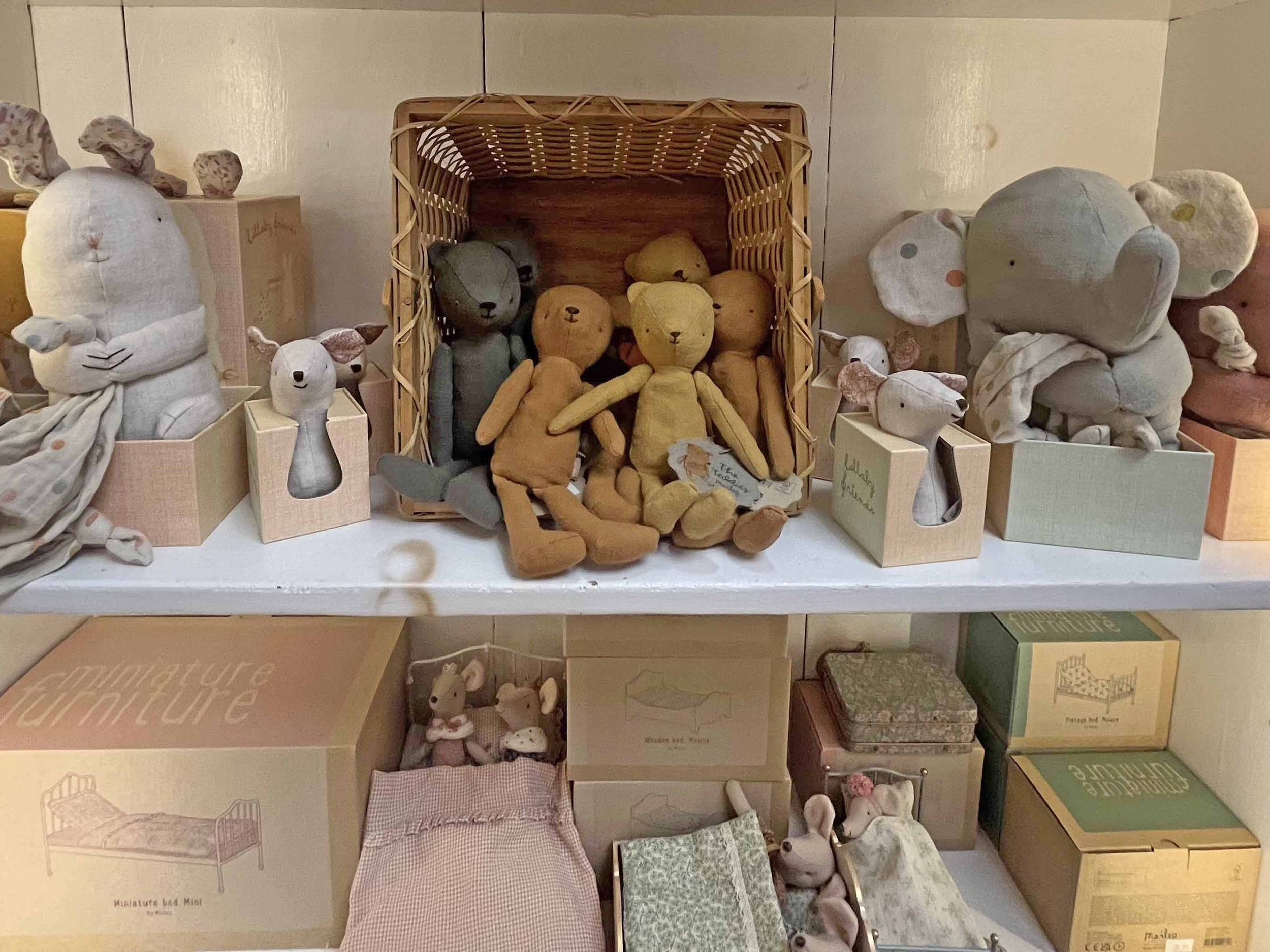 Maileg Mice Viking House Concord, NH (12).JPG