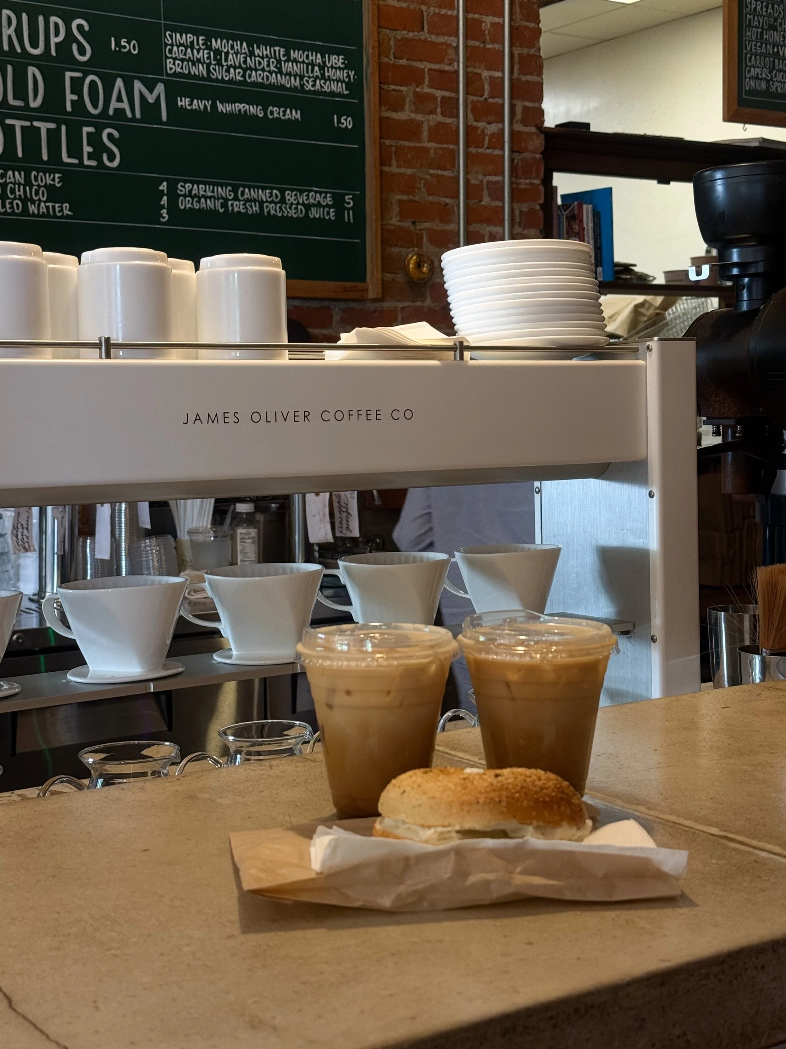 Finding all the best coffee spots in Detroit so you don&rsquo;t have to ☕️ 

One of our favourite spots to work from in Metro Detroit is @jamesolivercoffee. As an entrepreneur who works from most of the time, sometimes you just have to get out of the