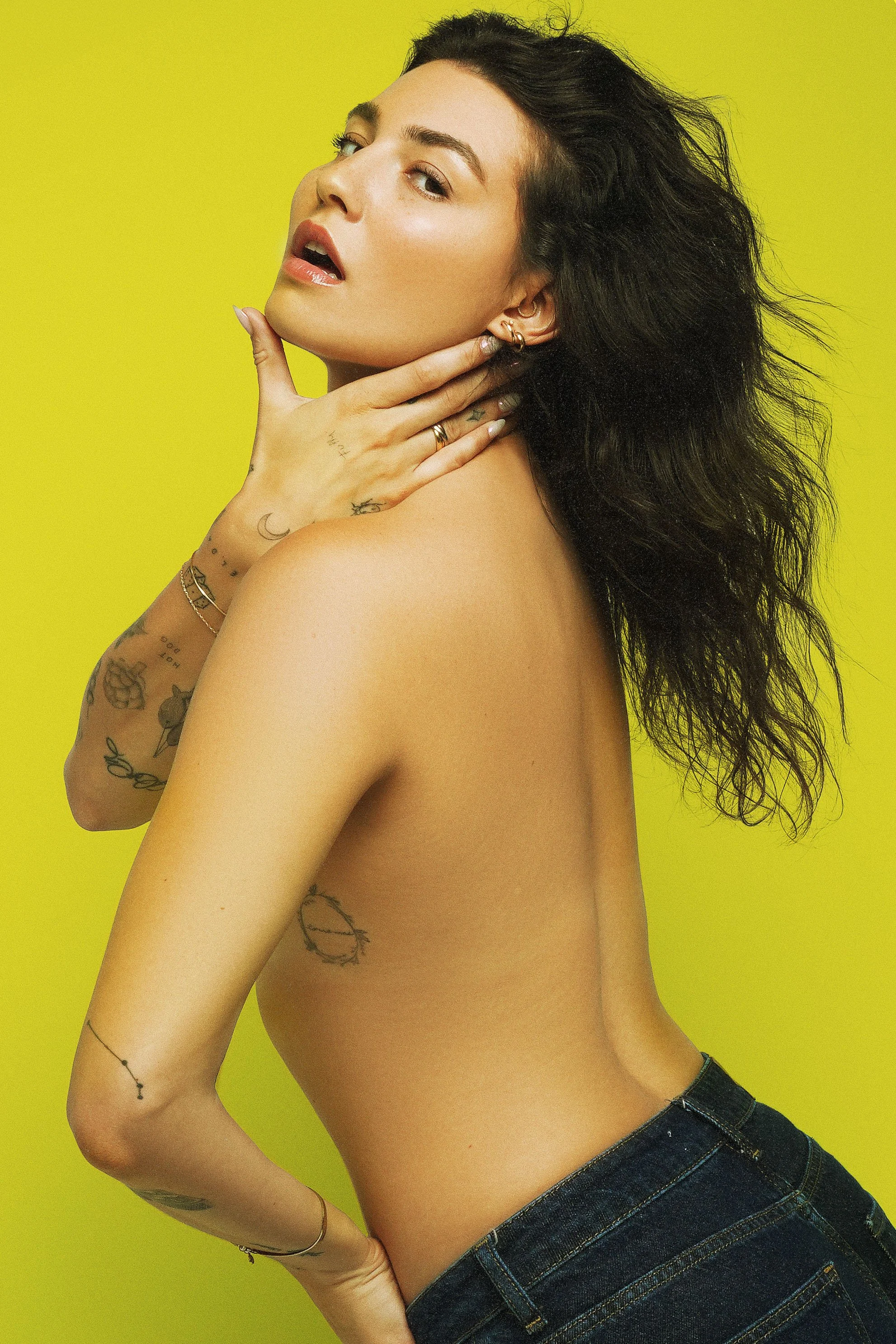 yellow_zo07 copy.jpg