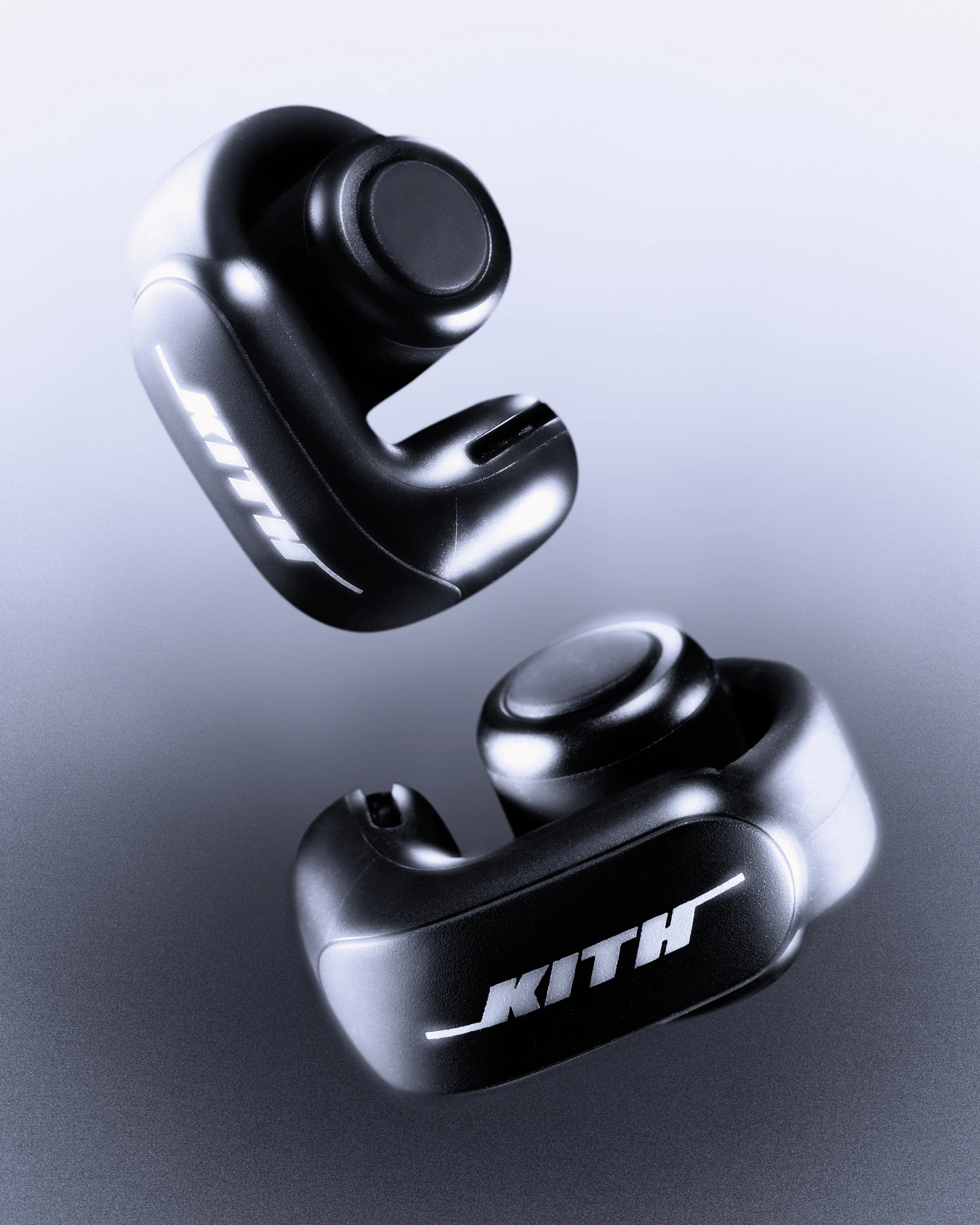 BOSE_SHOT 03_1205_DOUBLE.JPG