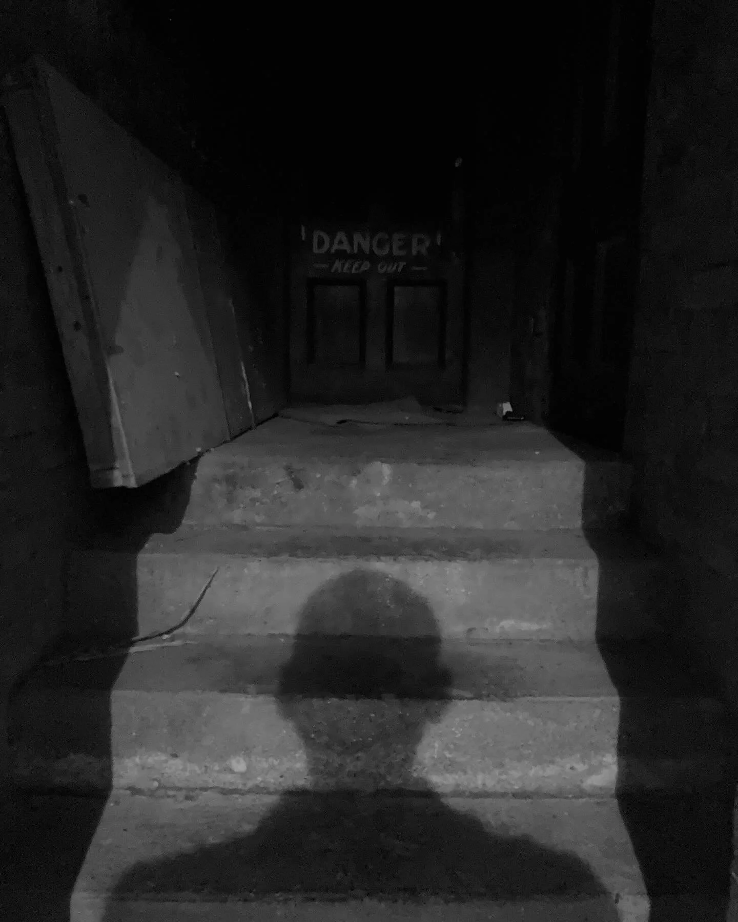 Treading the boards is slightly scary but getting to play these theatres and opera houses is super amazing.  Special times with @supergroove_official @troykingi @rubi_du @kingkapisi @che_fu @tiborino @joe_lonie @stereojonesreal &hellip;xxx&hellip; th