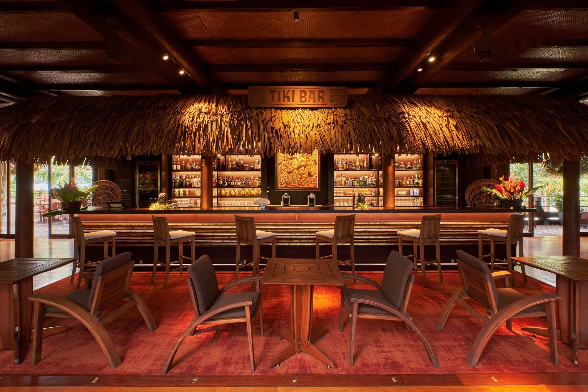 Le Taha'a_Tiki Bar-1.jpg