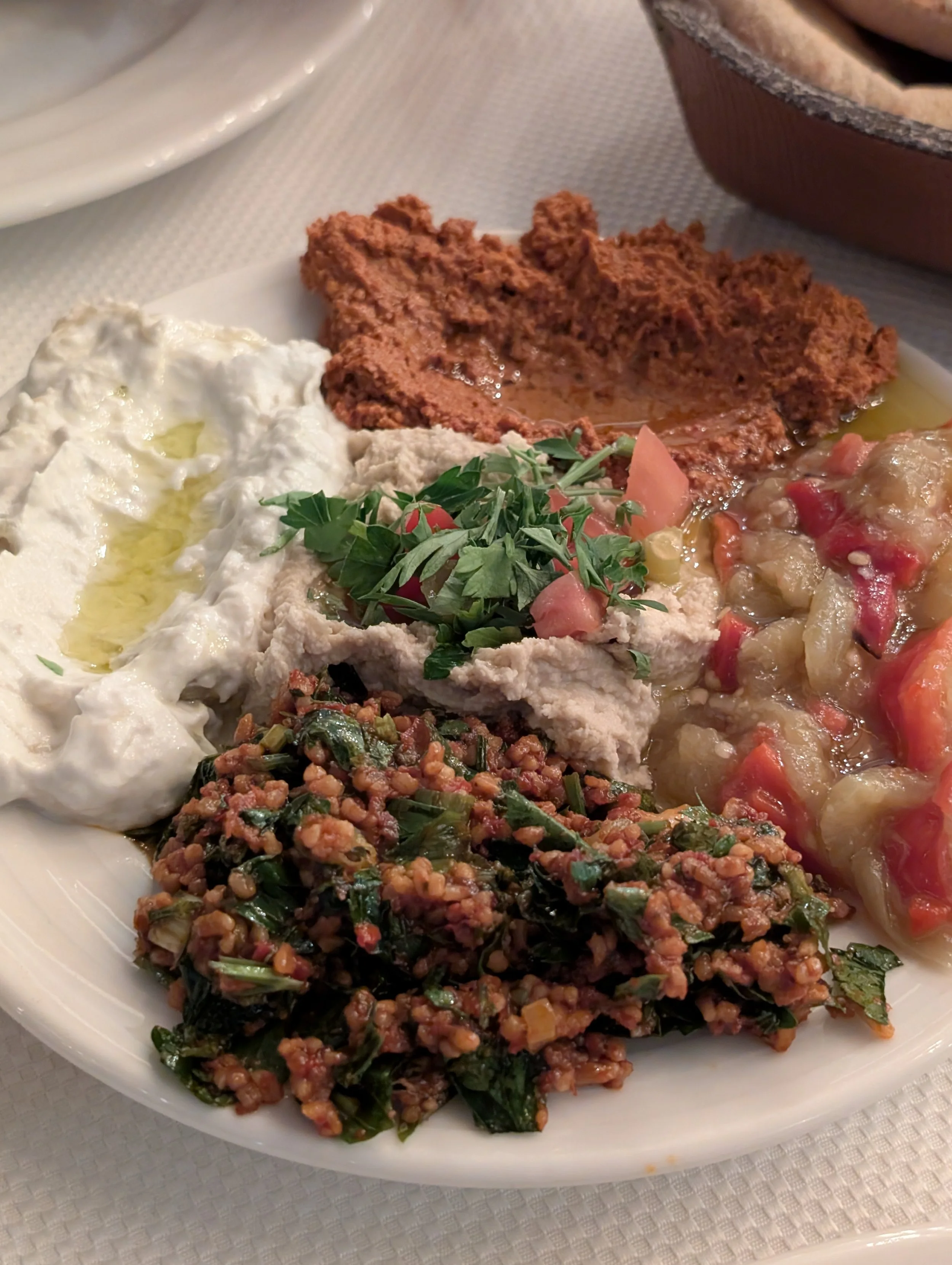 akdeniz-hatay-sofrası-restaurant-meze-fatih.jpg