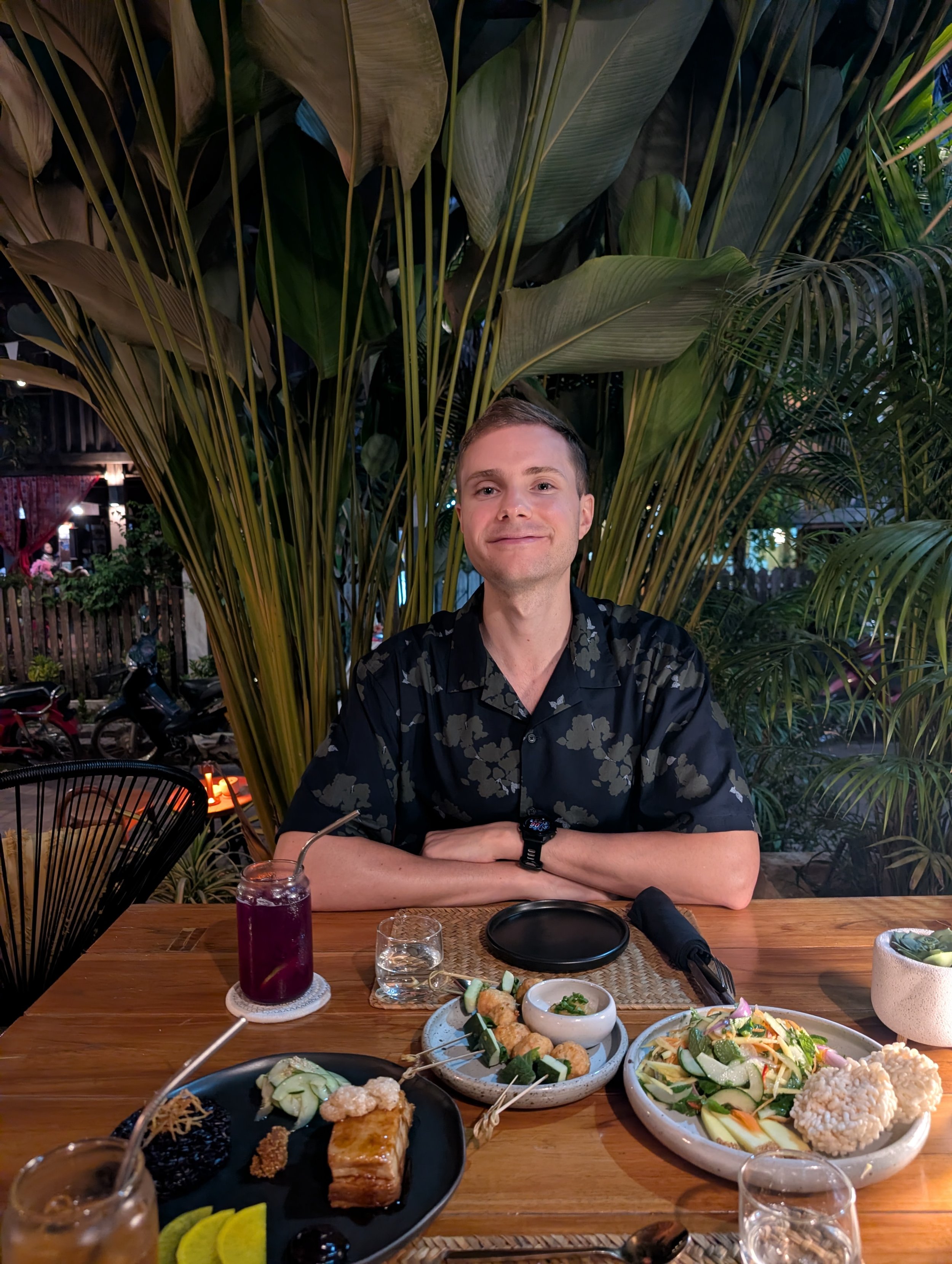Last dinner in Laos at Lost In Baan