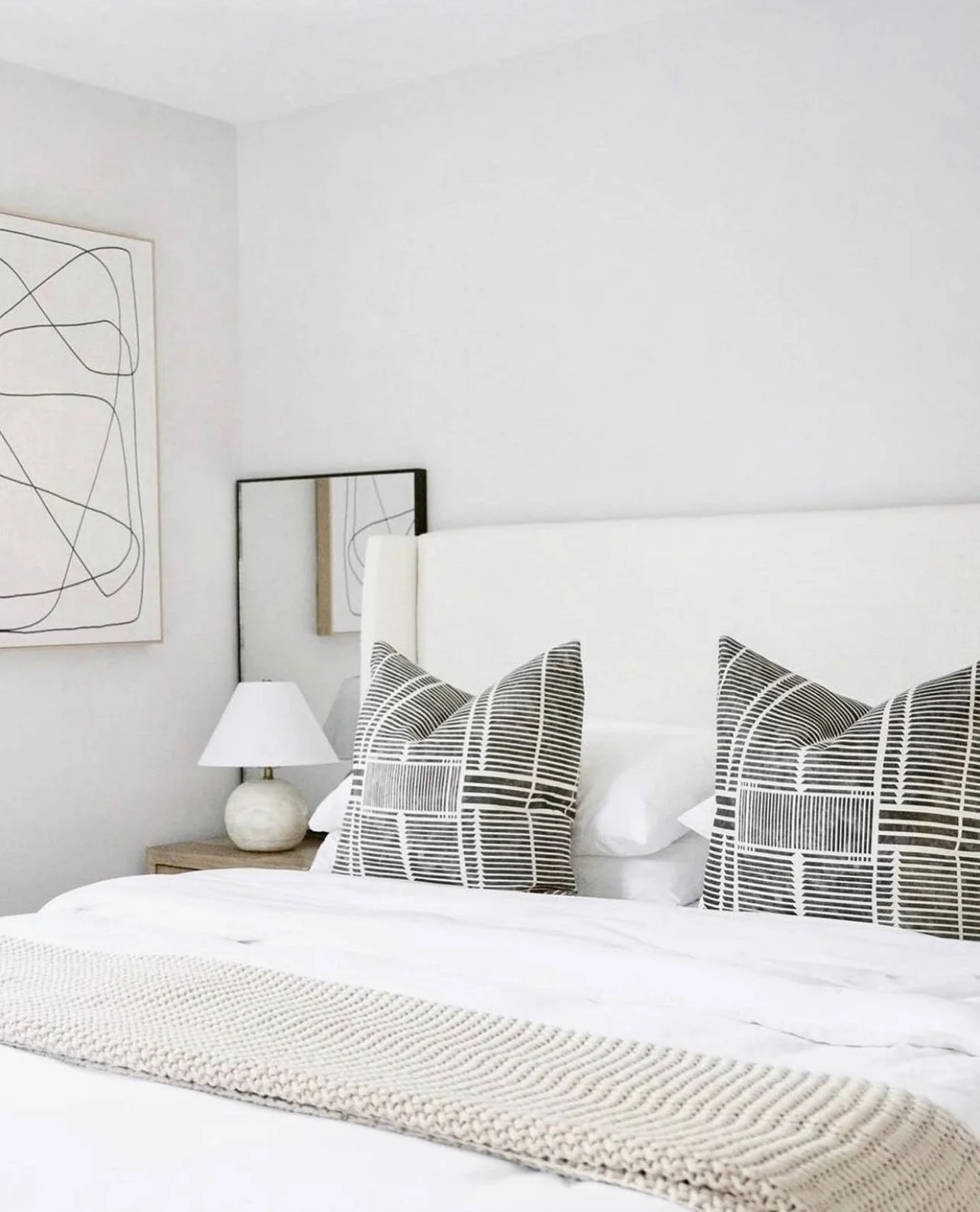 Ellisha Alexina bedroom.jpg