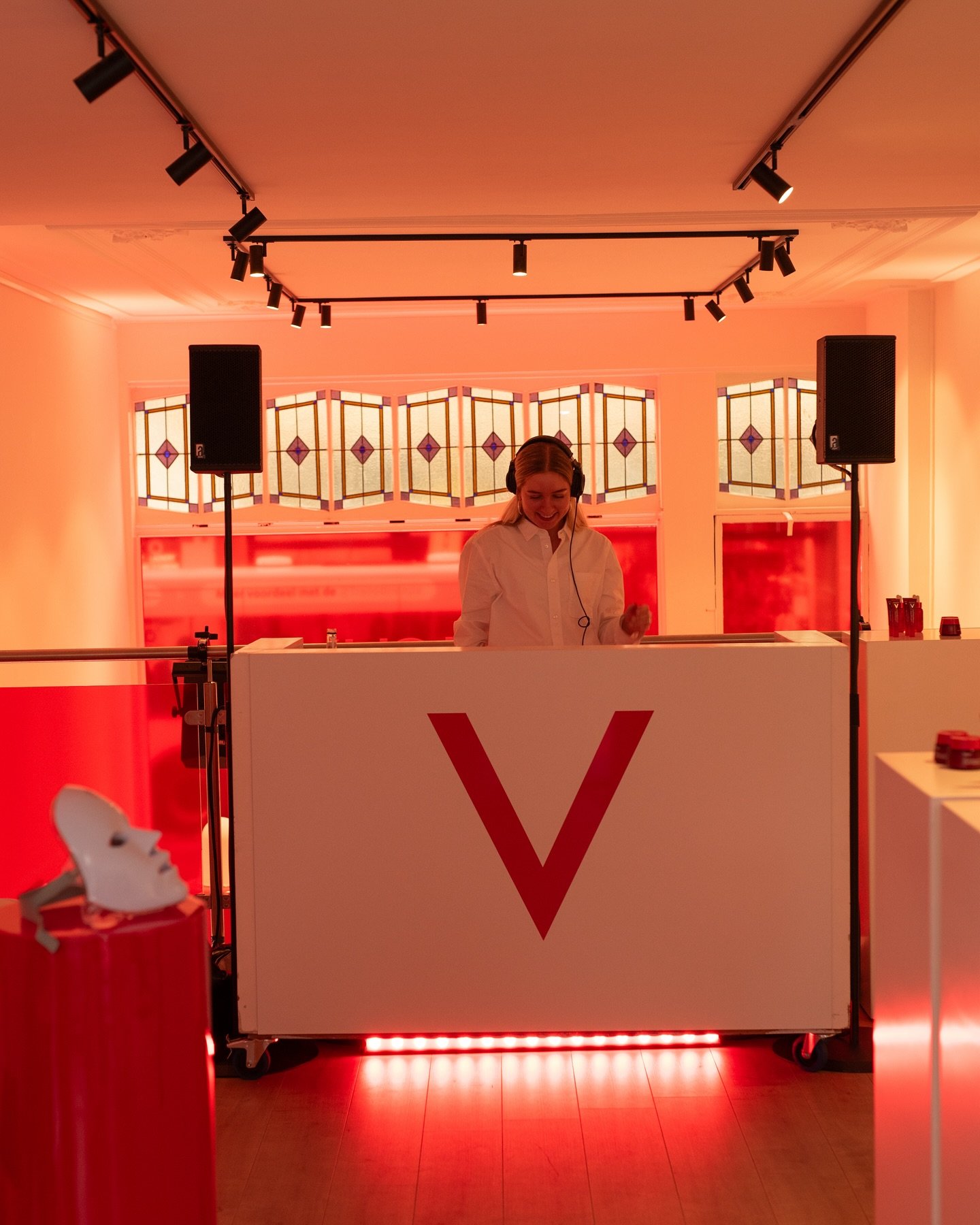 More @vichylaboratoires by @8theagency 

#gallastudios #popup #eventspace #eventlocation #spaceamsterdam #amsterdampopup