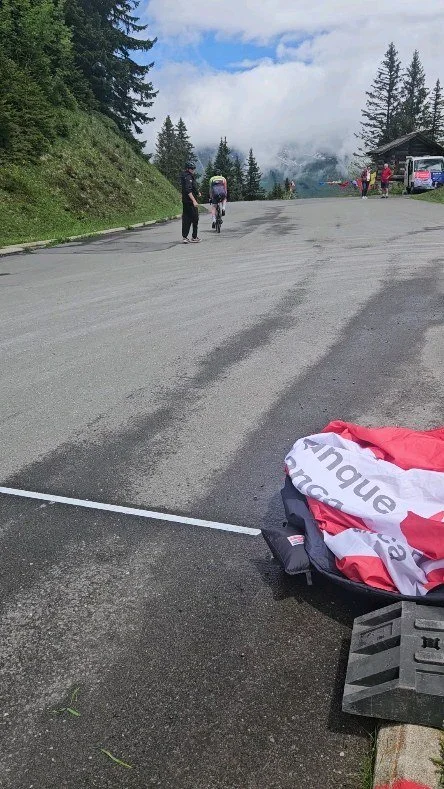 Taking all 6 KOM points this morning on the 2nd cat Col de la Croix. However, I did start some 2 hours before the pros haha.
#tourdeswiss
#villarssurollon
#villars #villarstourisme #zoot #zootsports_europe #zootsports #teamzoot #teamzoot_europe #ko