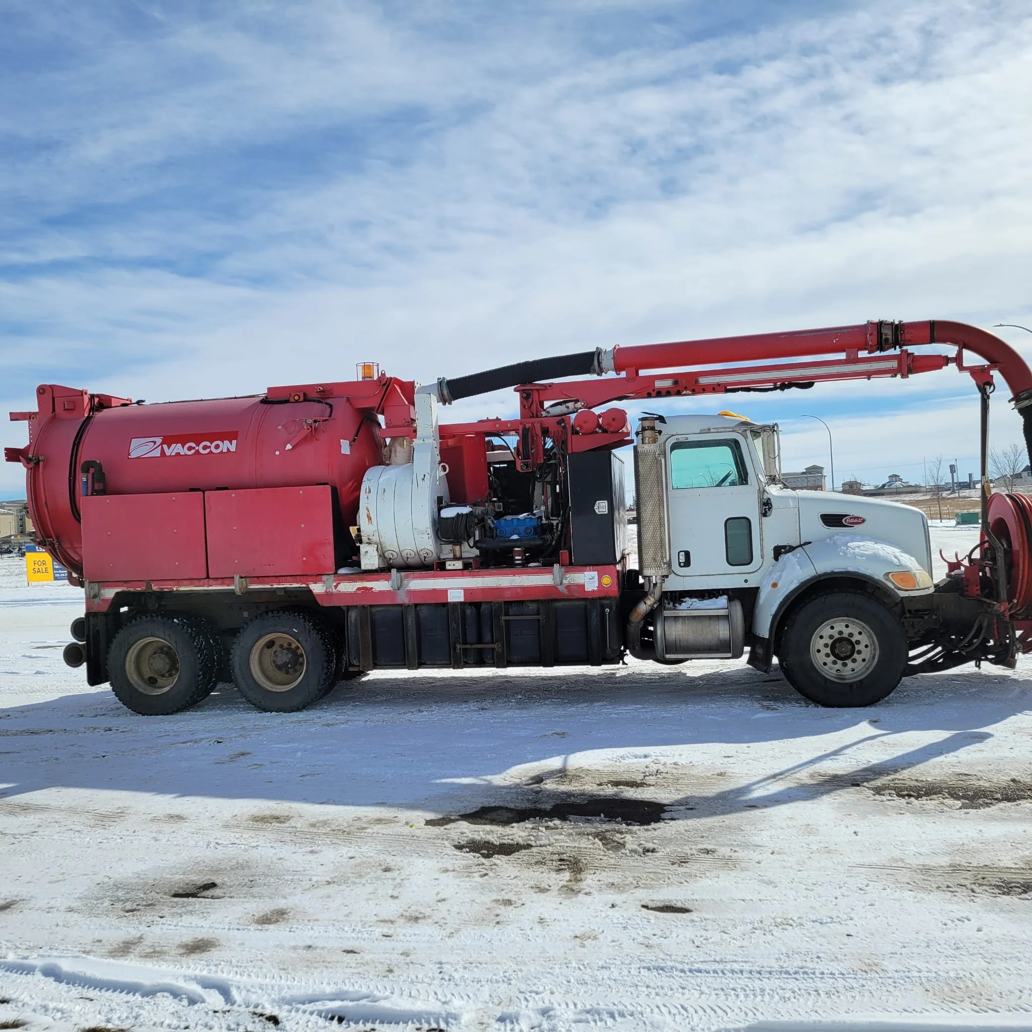 2006 Peterbilt 335 6x4 Vac-Con Sewer Cleaner